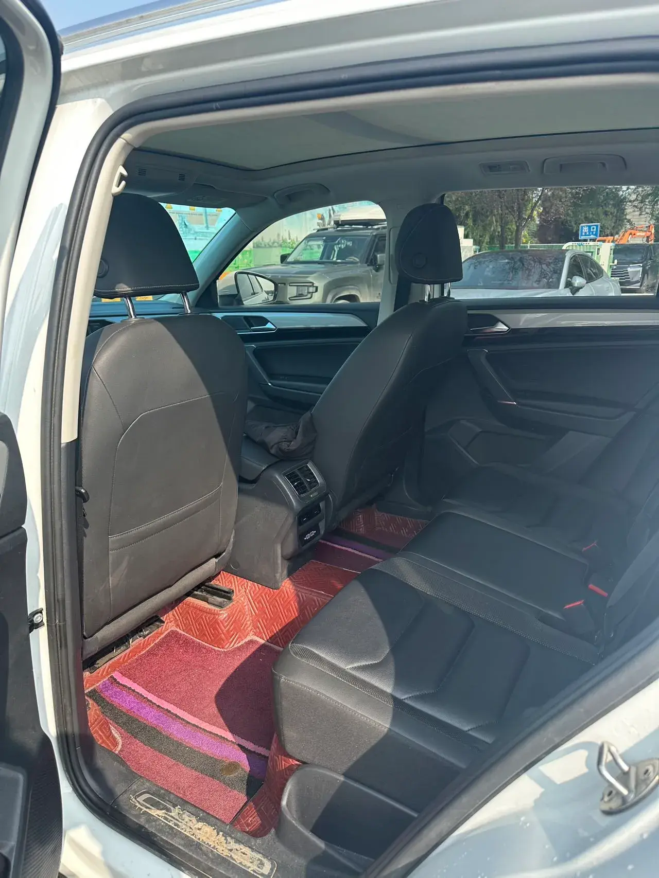 2019 VOLKSWAGEN TAYRON thumbnail 4