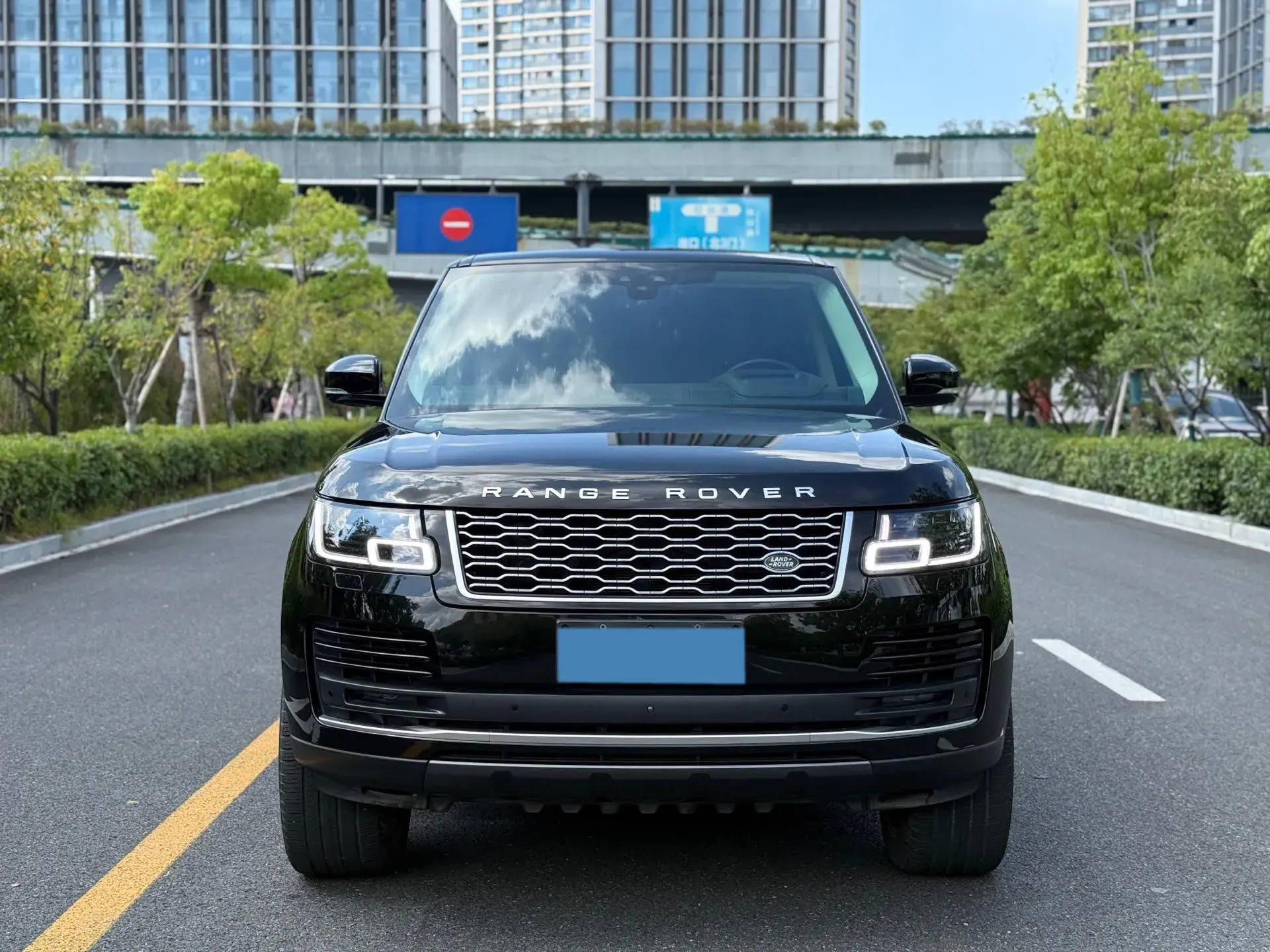 2021 LAND ROVER thumbnail 2