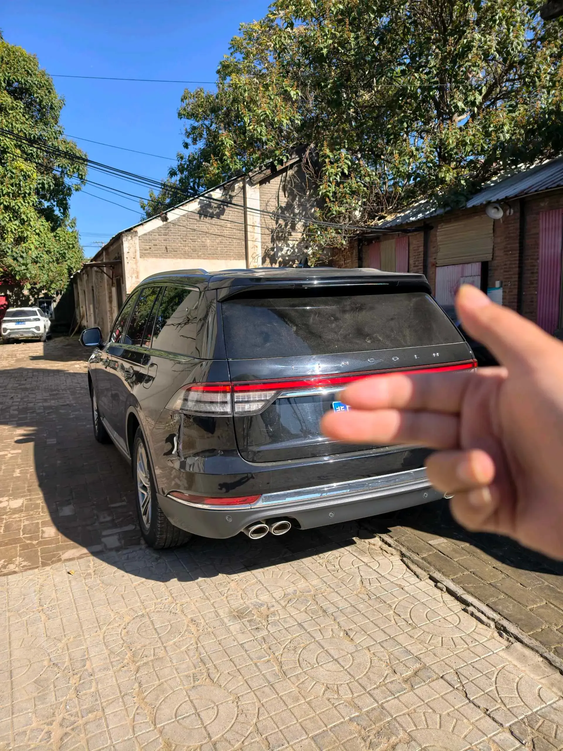 2020 LINCOLN AVIATOR thumbnail 2