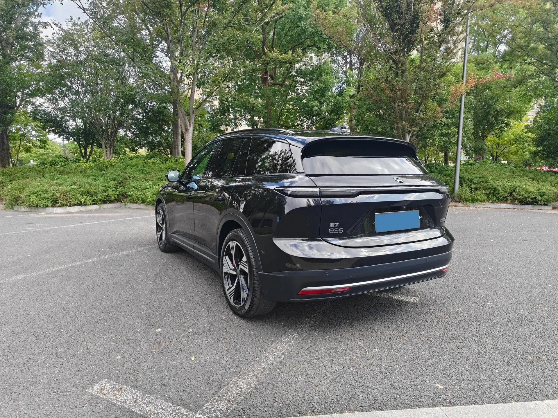 2023 NIO ES6 thumbnail 4