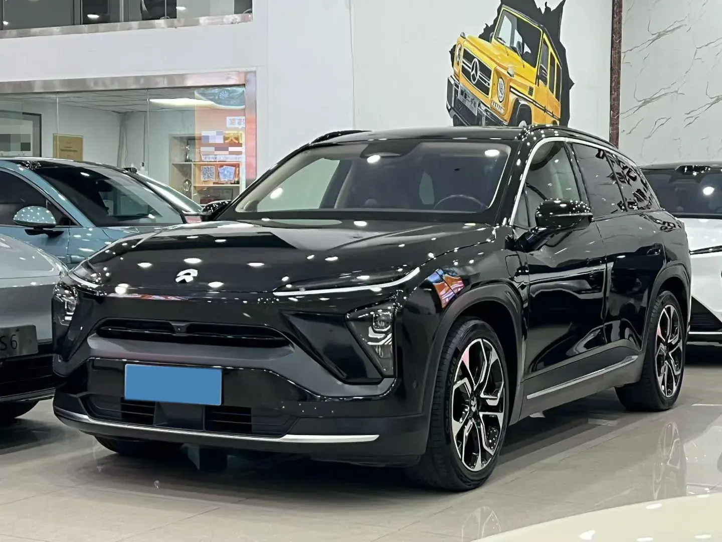 2019 NIO ES6 view 1