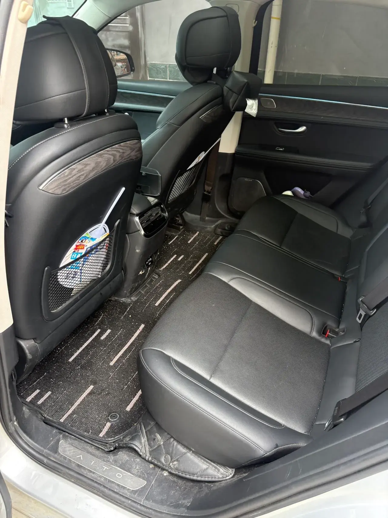 2022 AITO AITO thumbnail 3