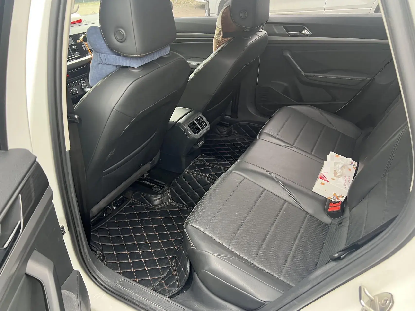 2019 VOLKSWAGEN LAVIDA thumbnail 4