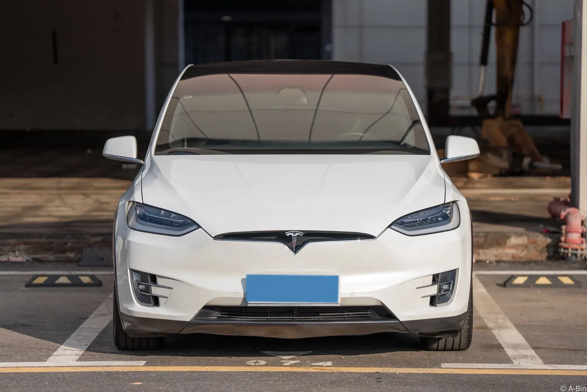 2019 TESLA MODEL thumbnail 3