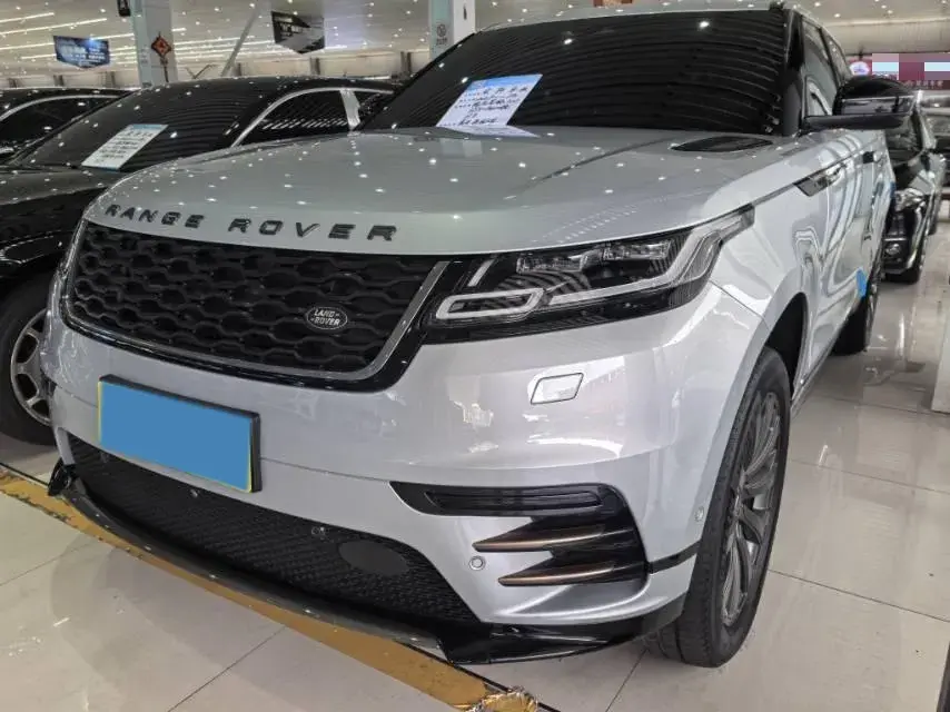 2021 LAND ROVER view 1