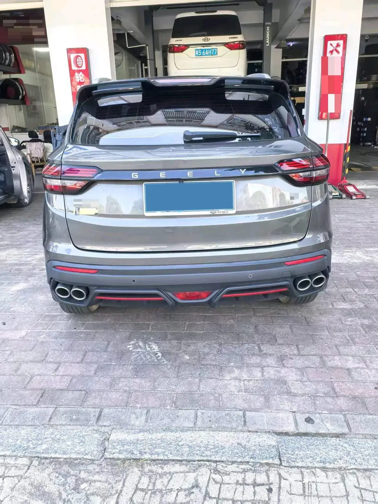 2021 GEELY COOLRAY thumbnail 3