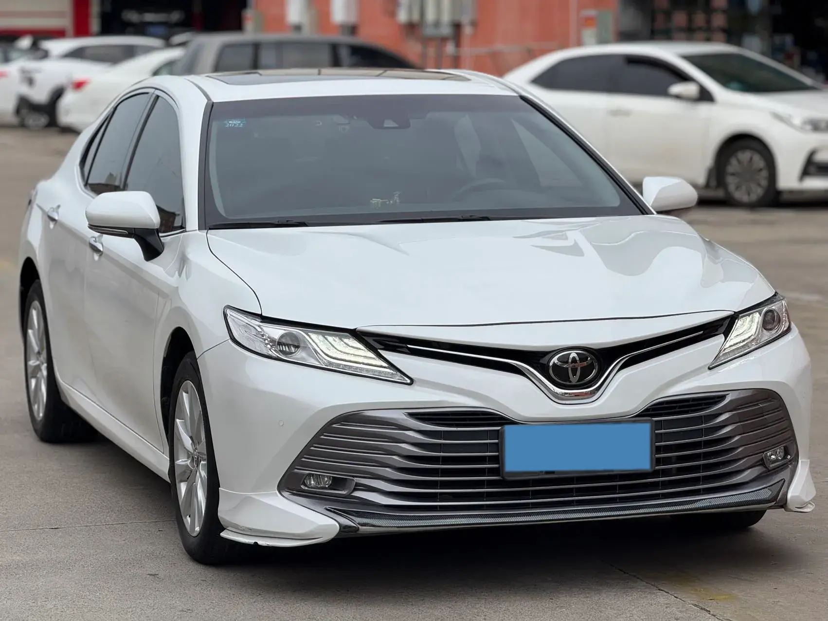 2019 TOYOTA CAMRY thumbnail 3