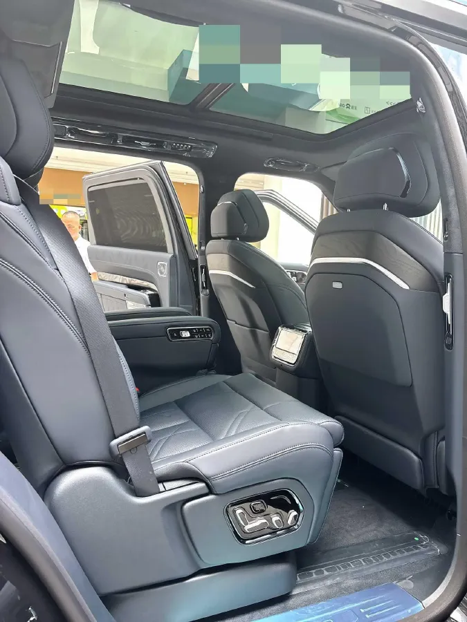 2025 Zeekr 9X 2.0T 279HP L4 1DHT PHEV,autocango,china used car exporter,china ev exporter,chinese used car exporter,chinese used ev exporter