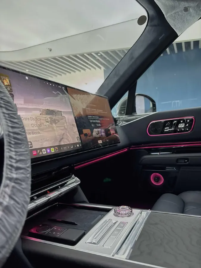 2025 Zeekr 9X 2.0T 279HP L4 1DHT PHEV,autocango,china used car exporter,china ev exporter,chinese used car exporter,chinese used ev exporter