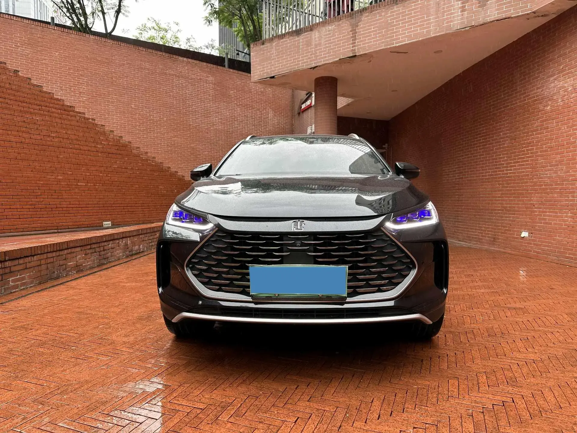 2022 BYD TANG thumbnail 2