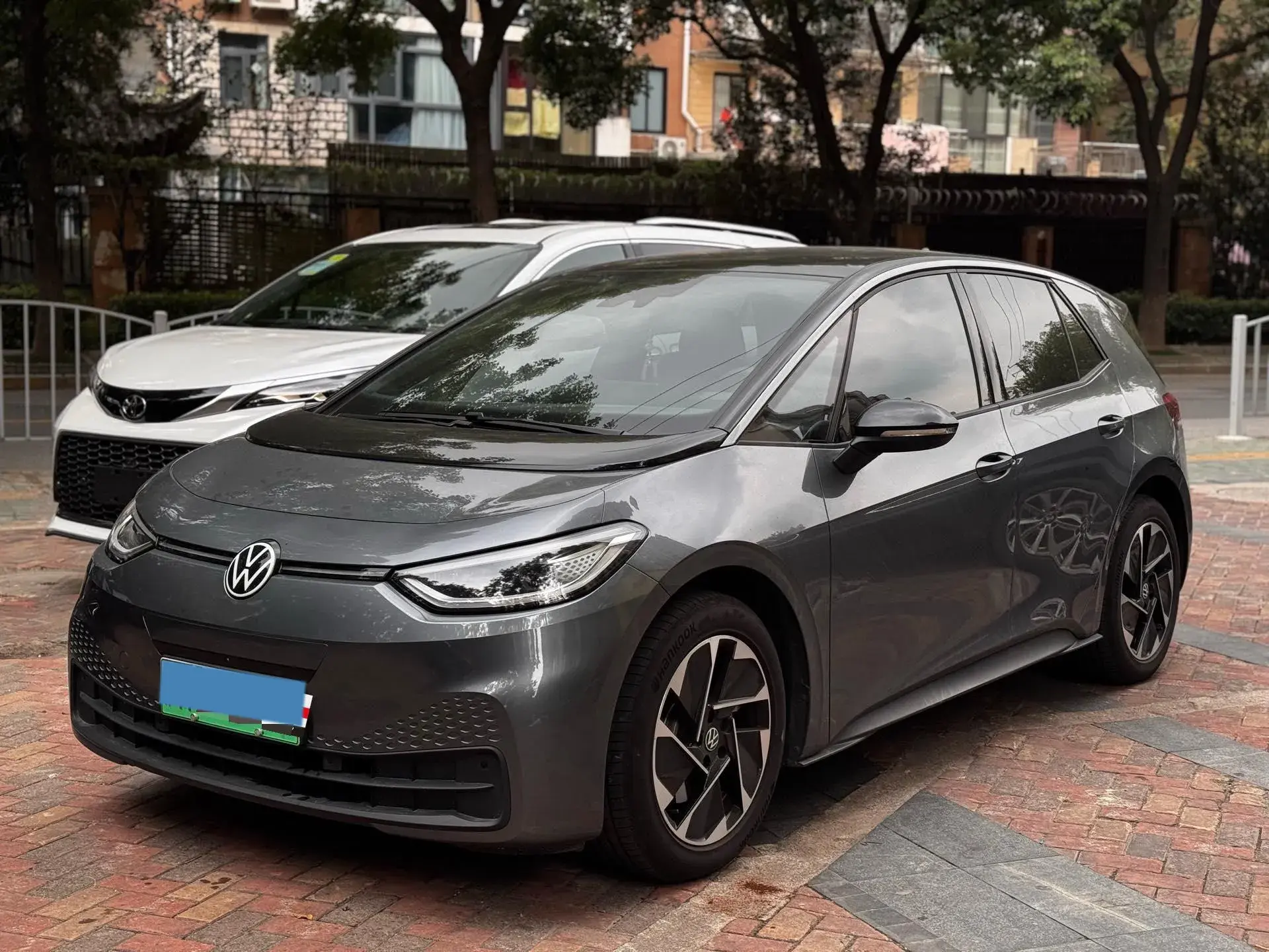 2024 VOLKSWAGEN ID.3 view 1