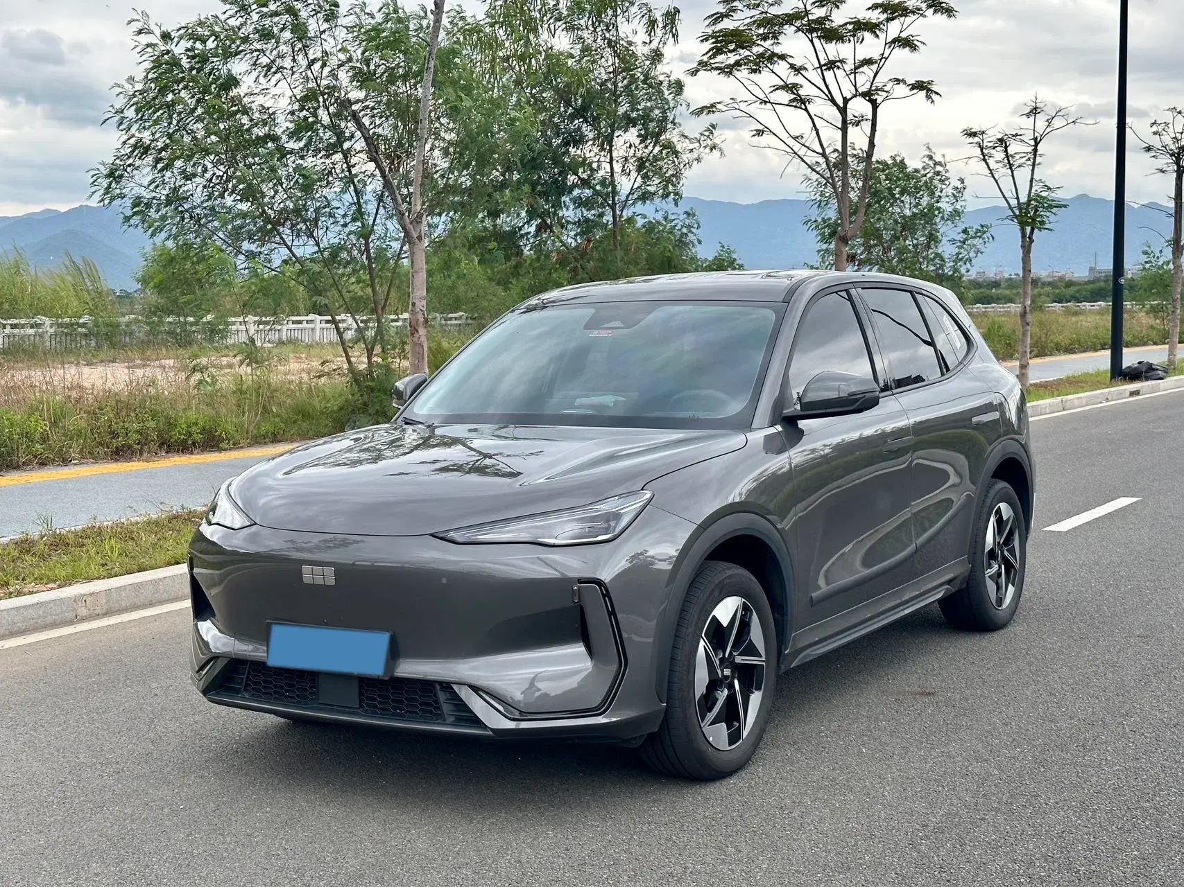 2024 GEELY GALAXY view 1