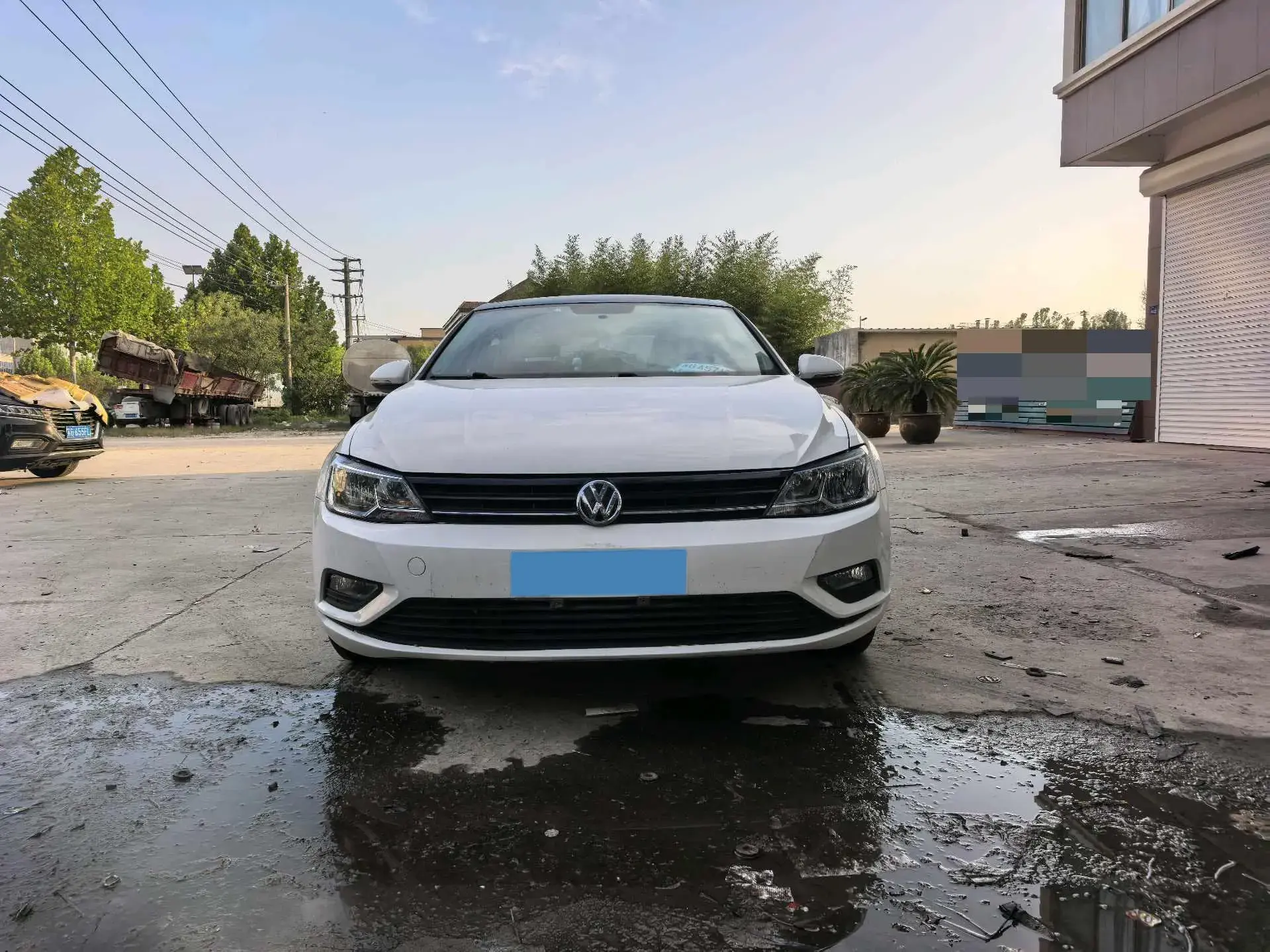 2017 VOLKSWAGEN LAMANDO thumbnail 2