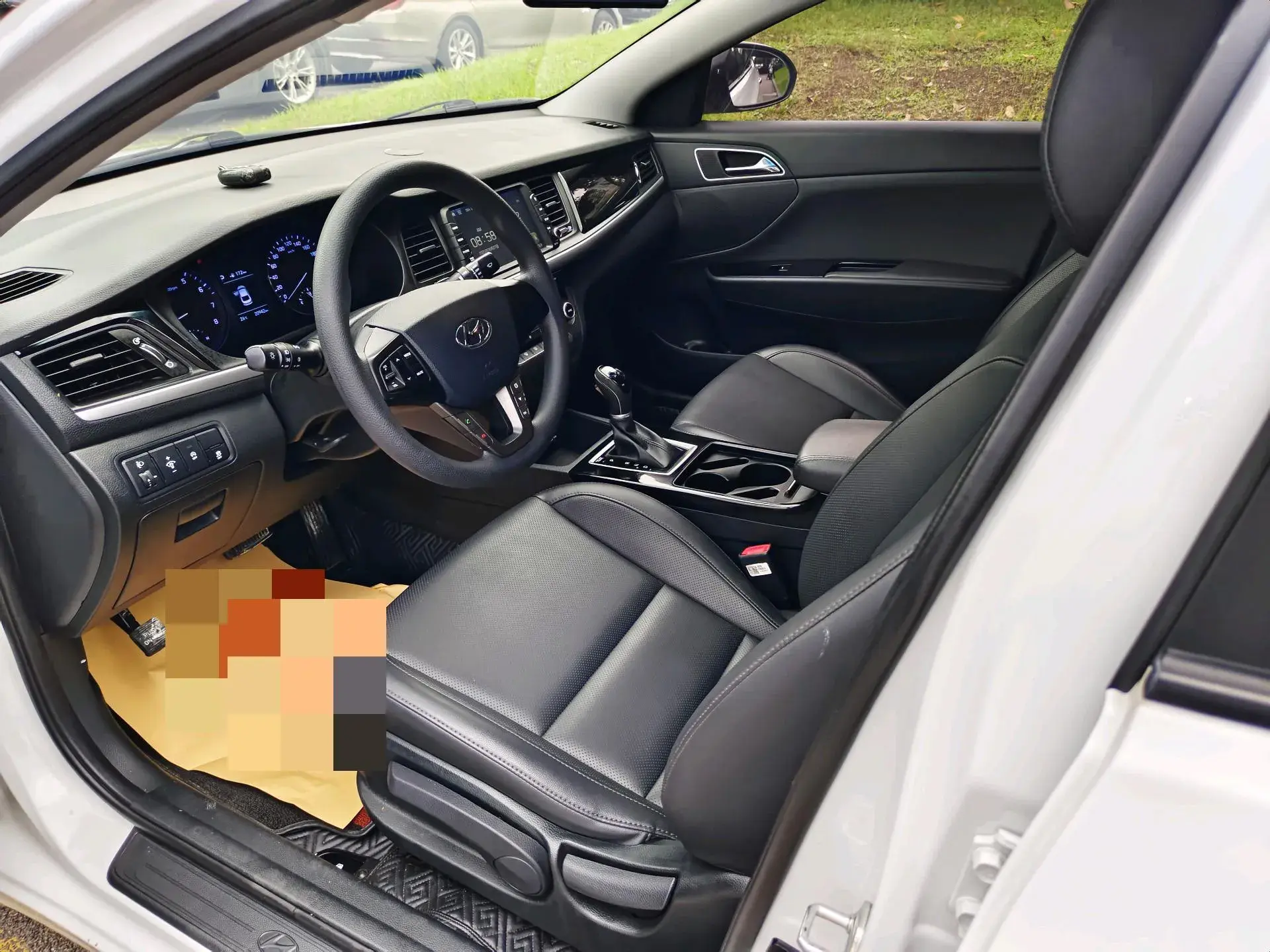 2019 HYUNDAI MISTRA thumbnail 4