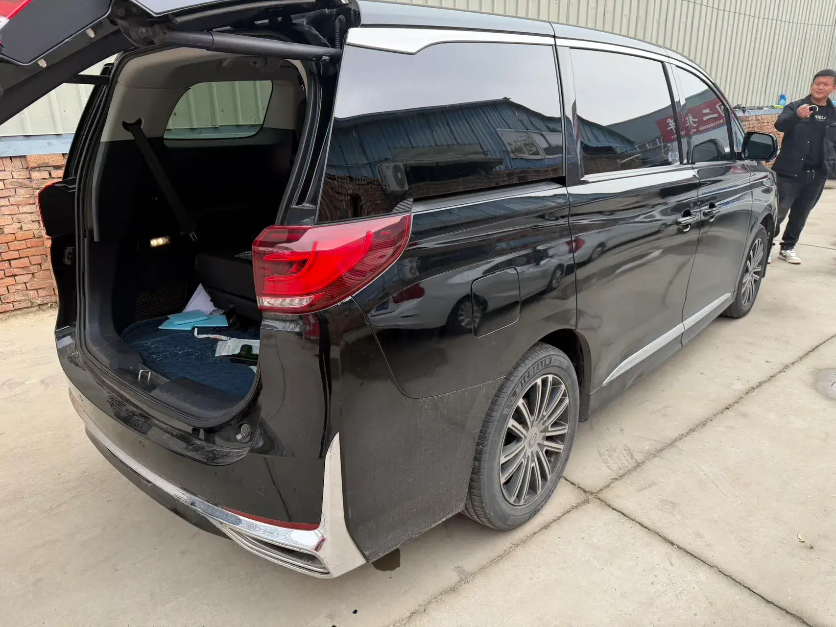 2021 GAC TRUMPCHI thumbnail 3