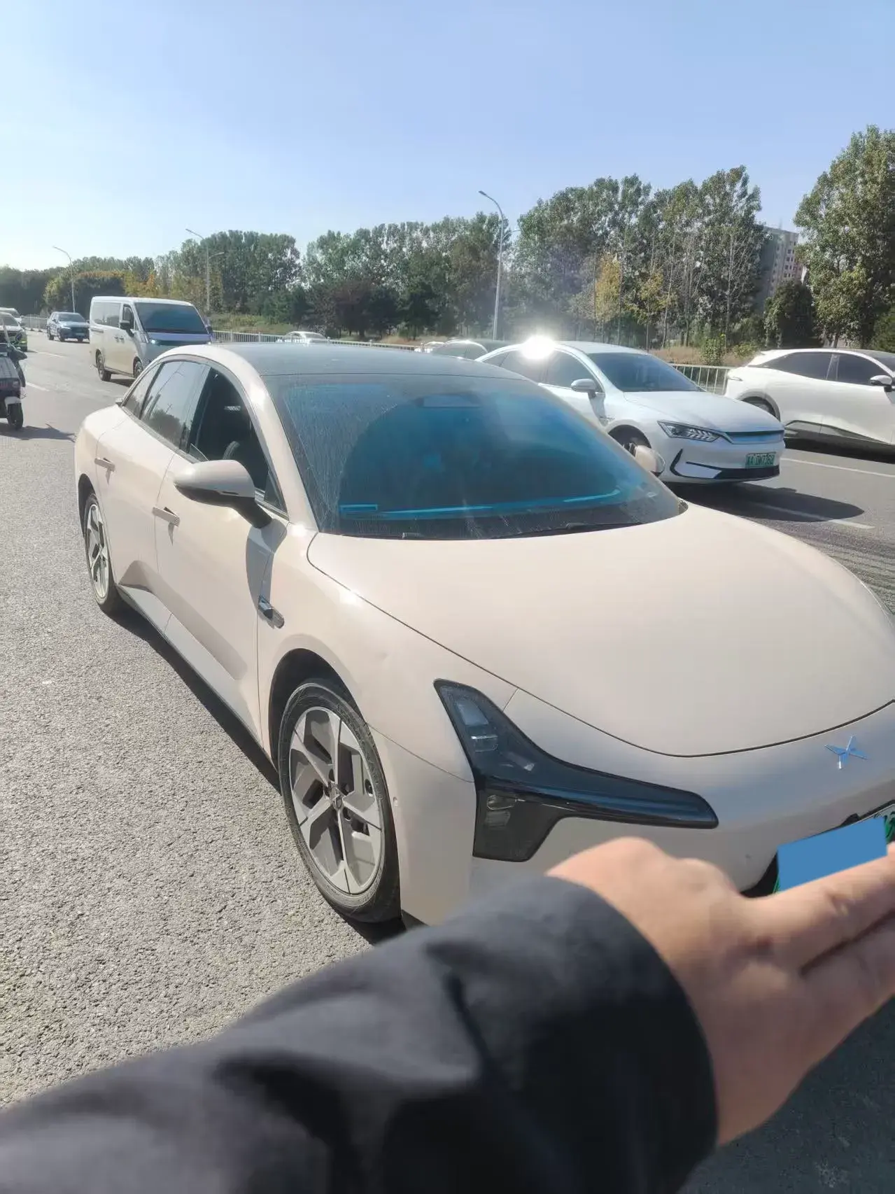 2024 XPENG MONA thumbnail 3