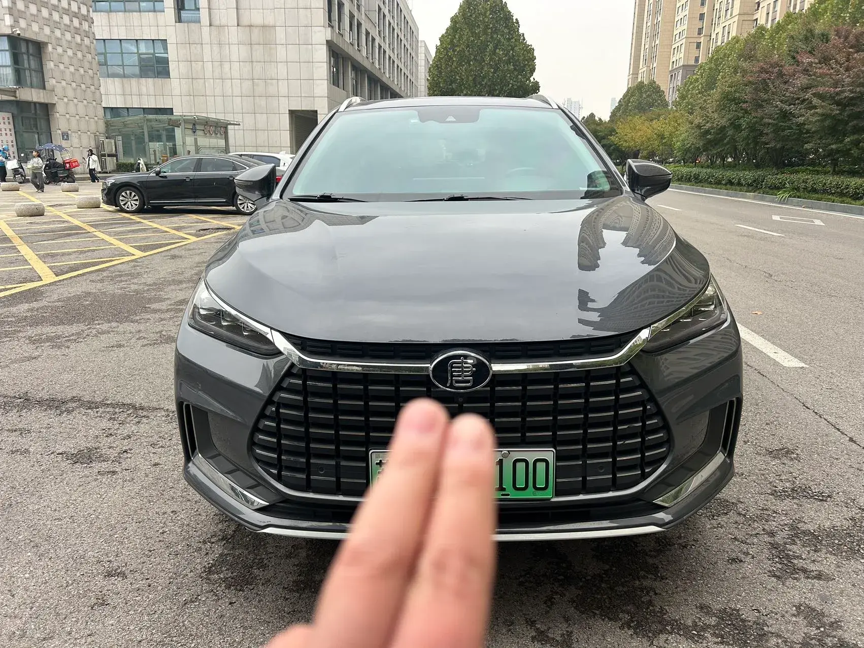 2019 BYD TANG thumbnail 3