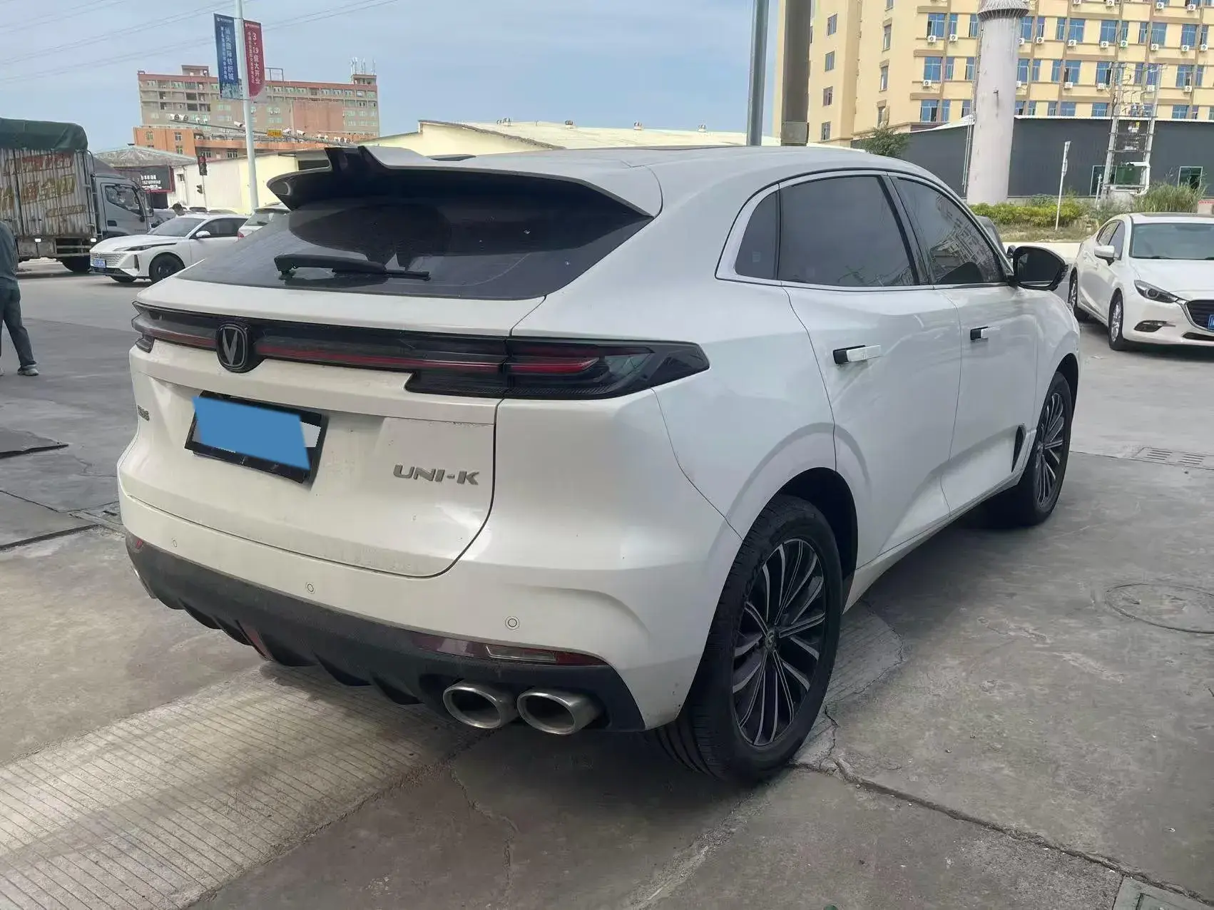 2023 CHANGAN UNI-K thumbnail 2