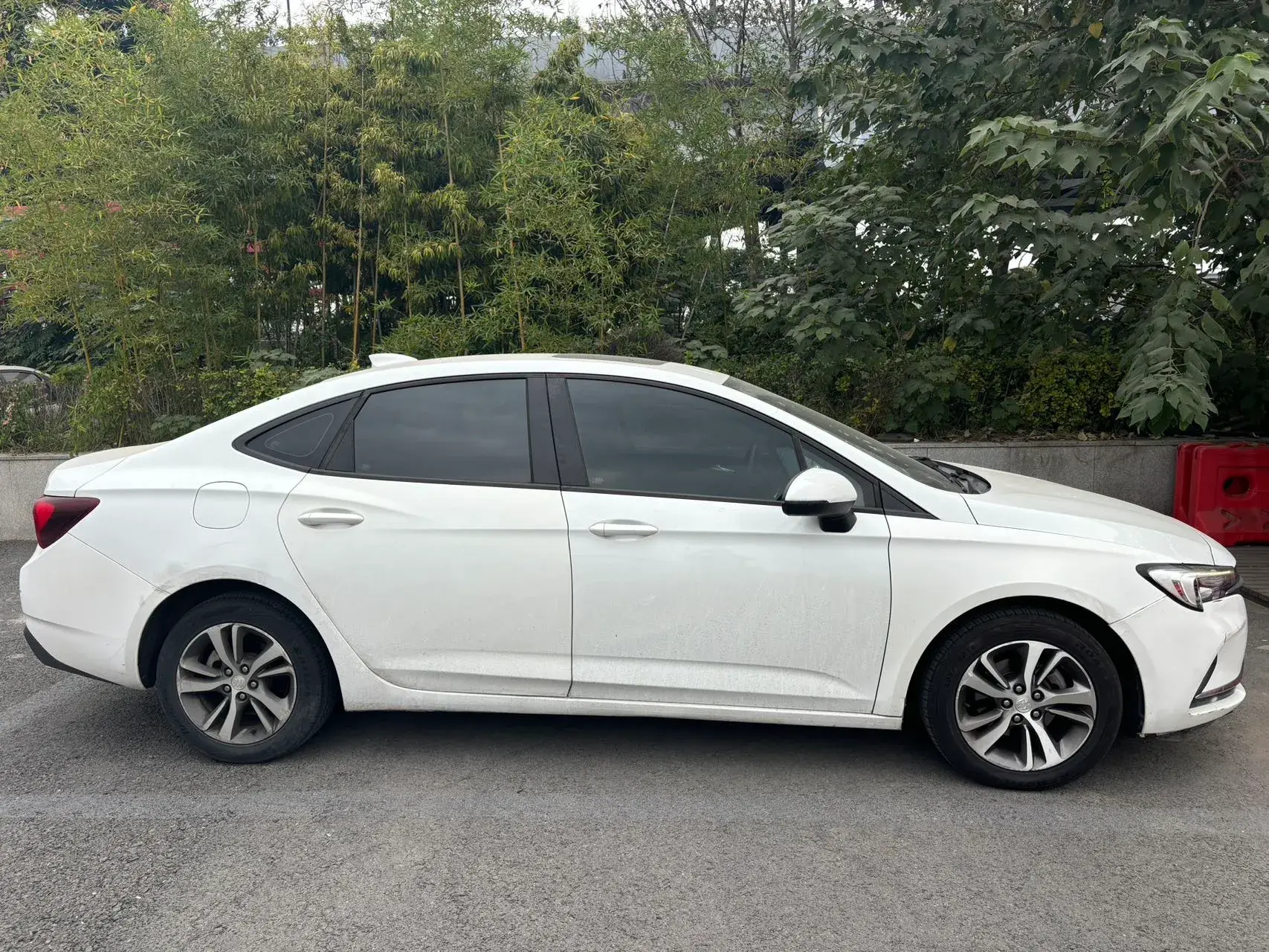 2020 BUICK VERANO thumbnail 2