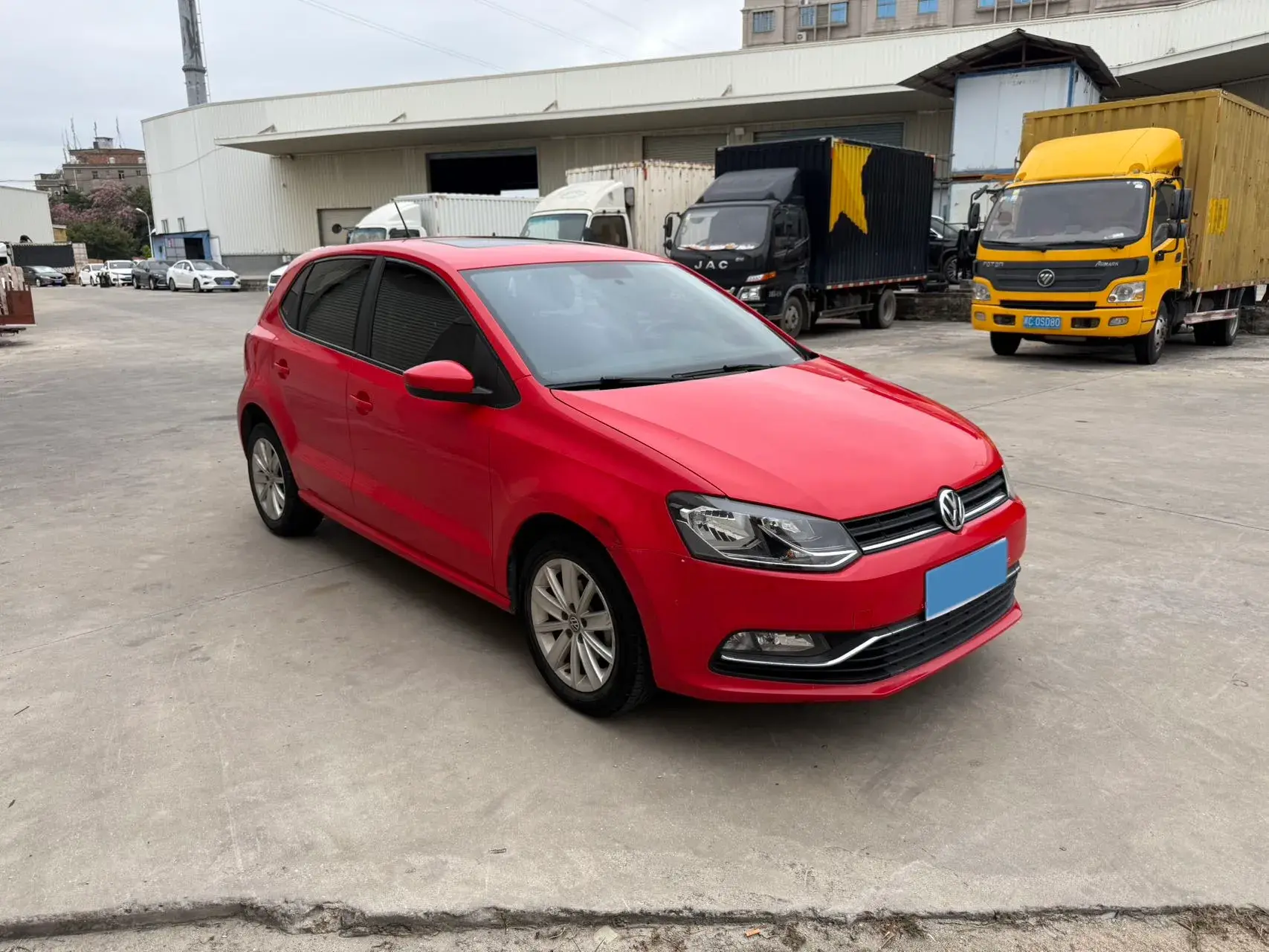 2018 VOLKSWAGEN POLO thumbnail 2