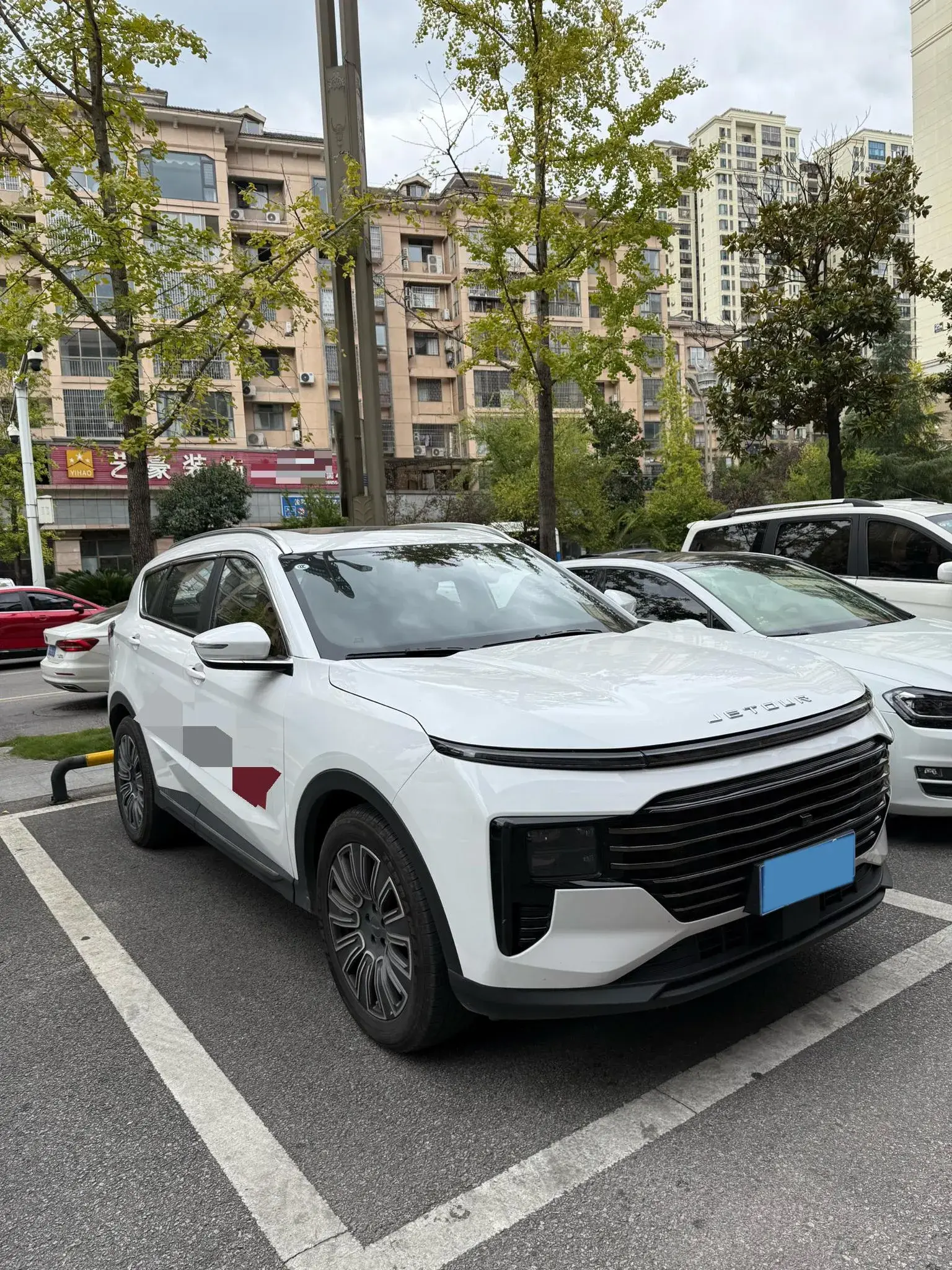 2025 JETOUR X70 thumbnail 2