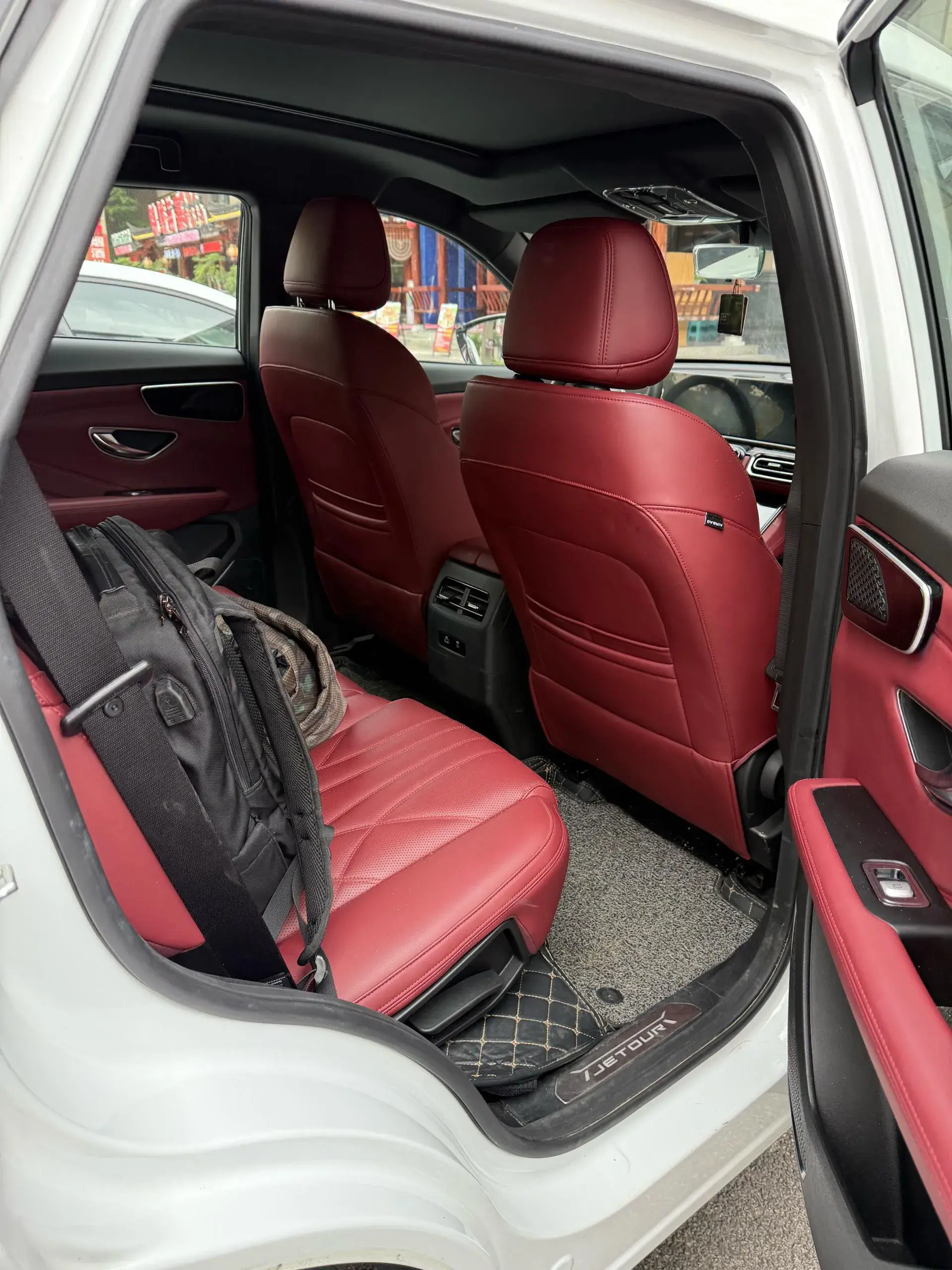 2025 JETOUR X70 thumbnail 3