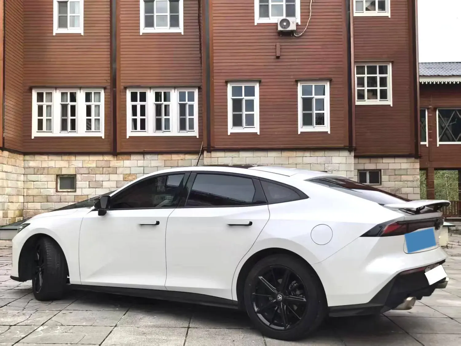 2022 CHANGAN UNI-V thumbnail 2