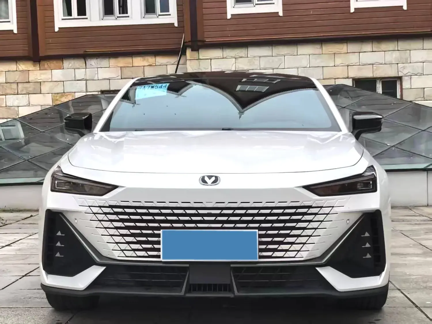 2022 CHANGAN UNI-V thumbnail 3