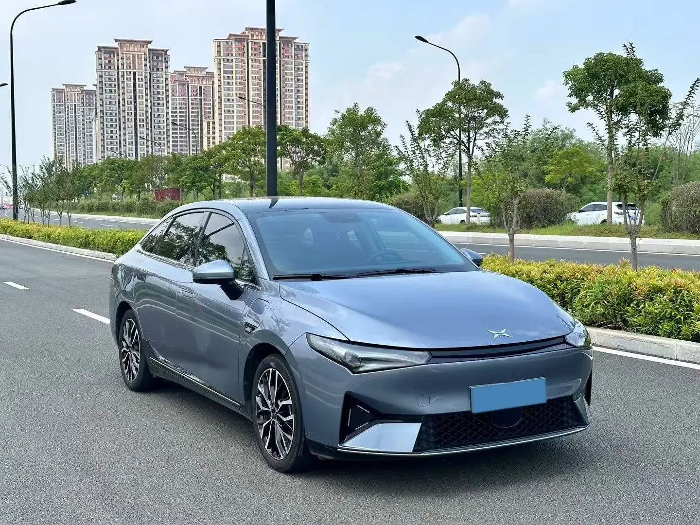 2022 XPENG P5 thumbnail 3