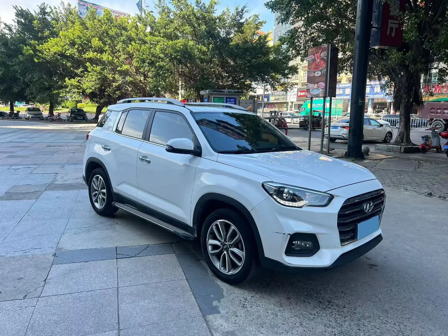 2018 HYUNDAI IX35 thumbnail 3