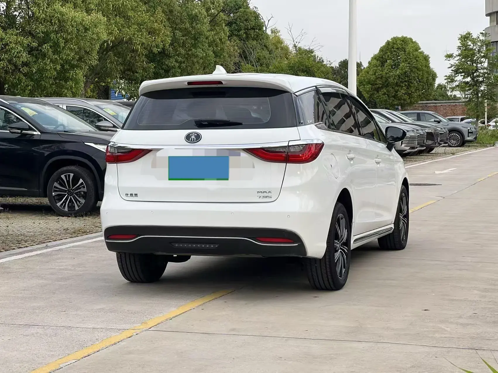 2019 BYD SONG thumbnail 2