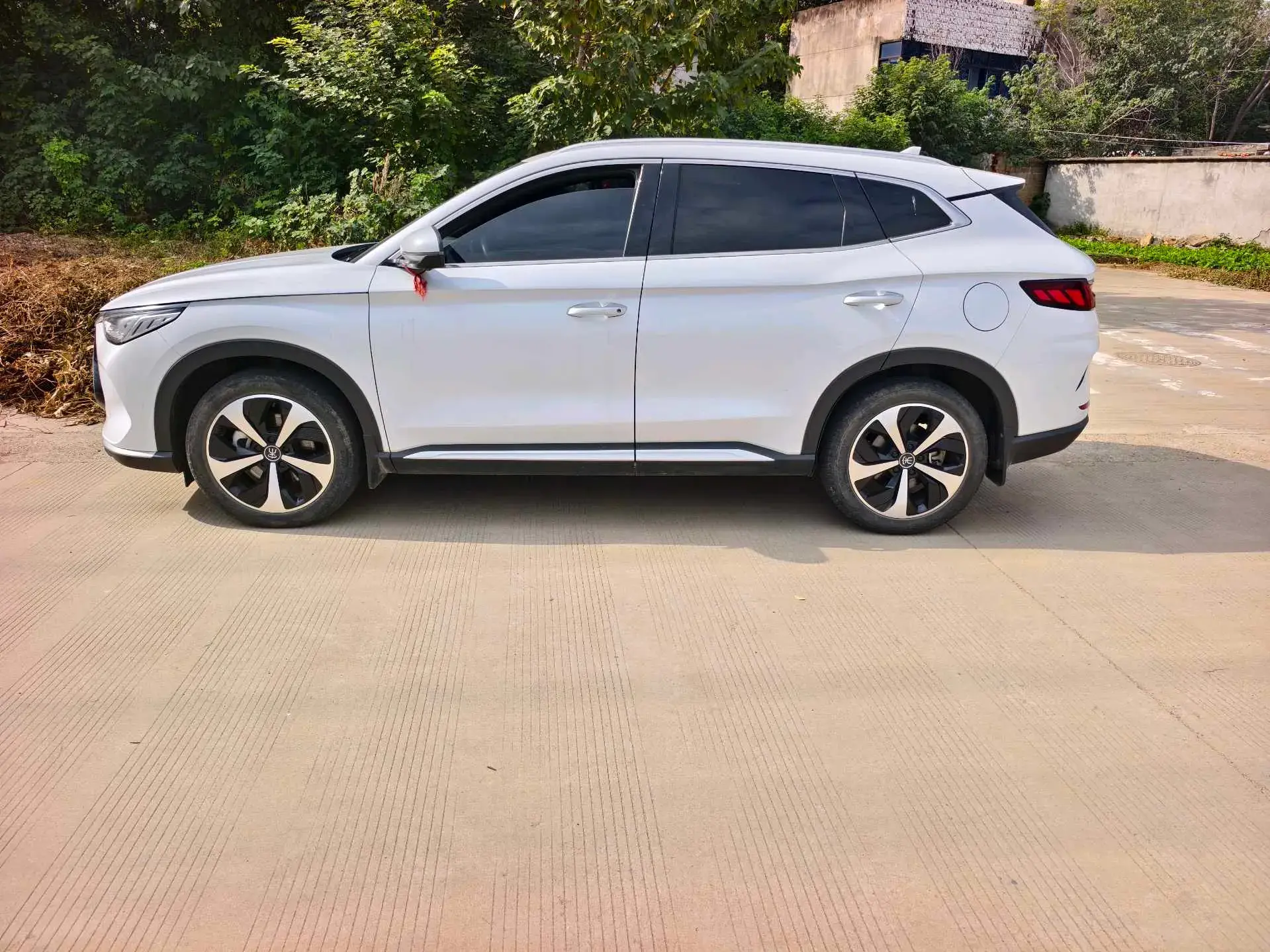 2021 BYD SONG thumbnail 2