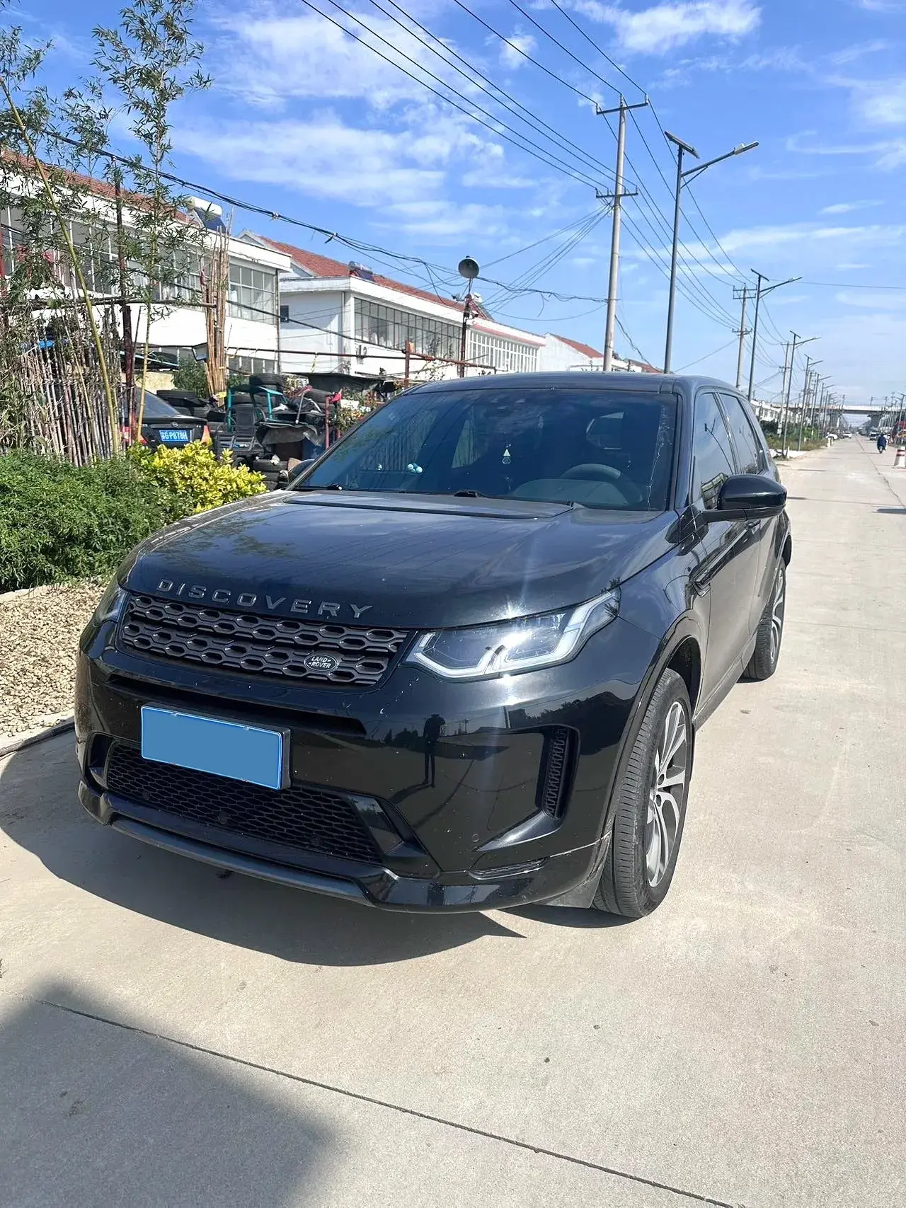 2020 LAND ROVER view 1