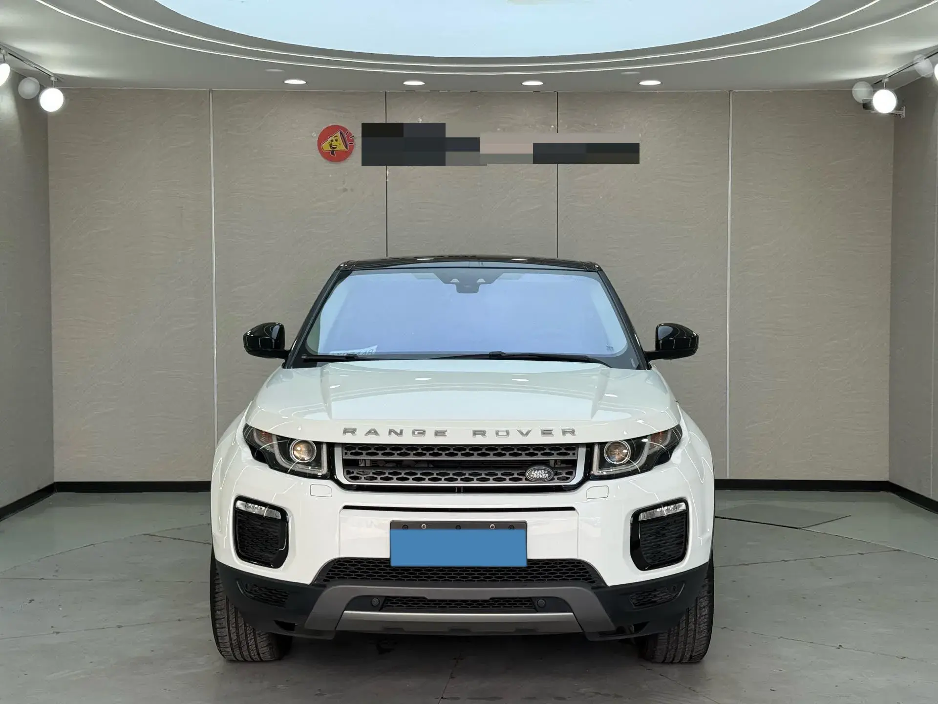 2018 LAND ROVER thumbnail 2