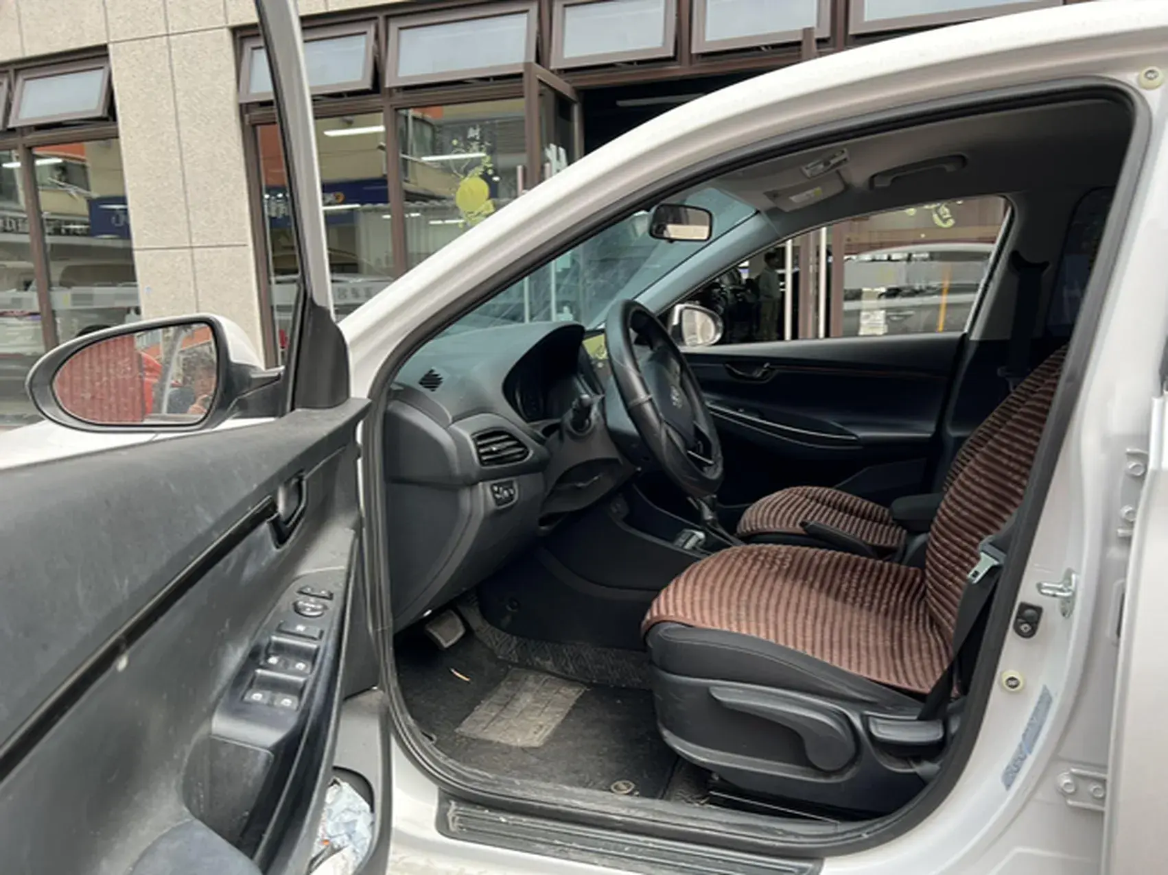 2020 HYUNDAI CELESTA thumbnail 4