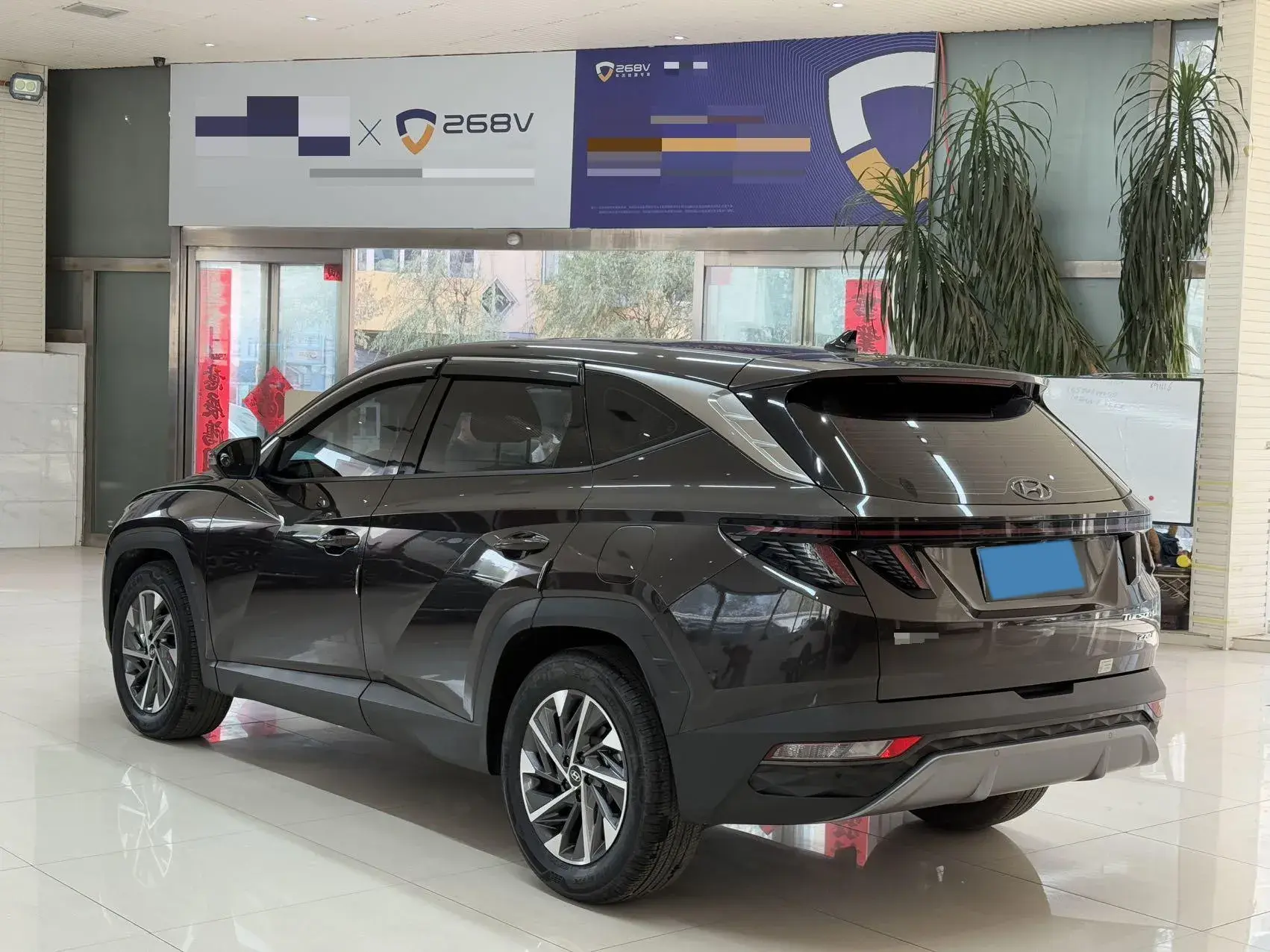 2021 HYUNDAI TUCSON thumbnail 4