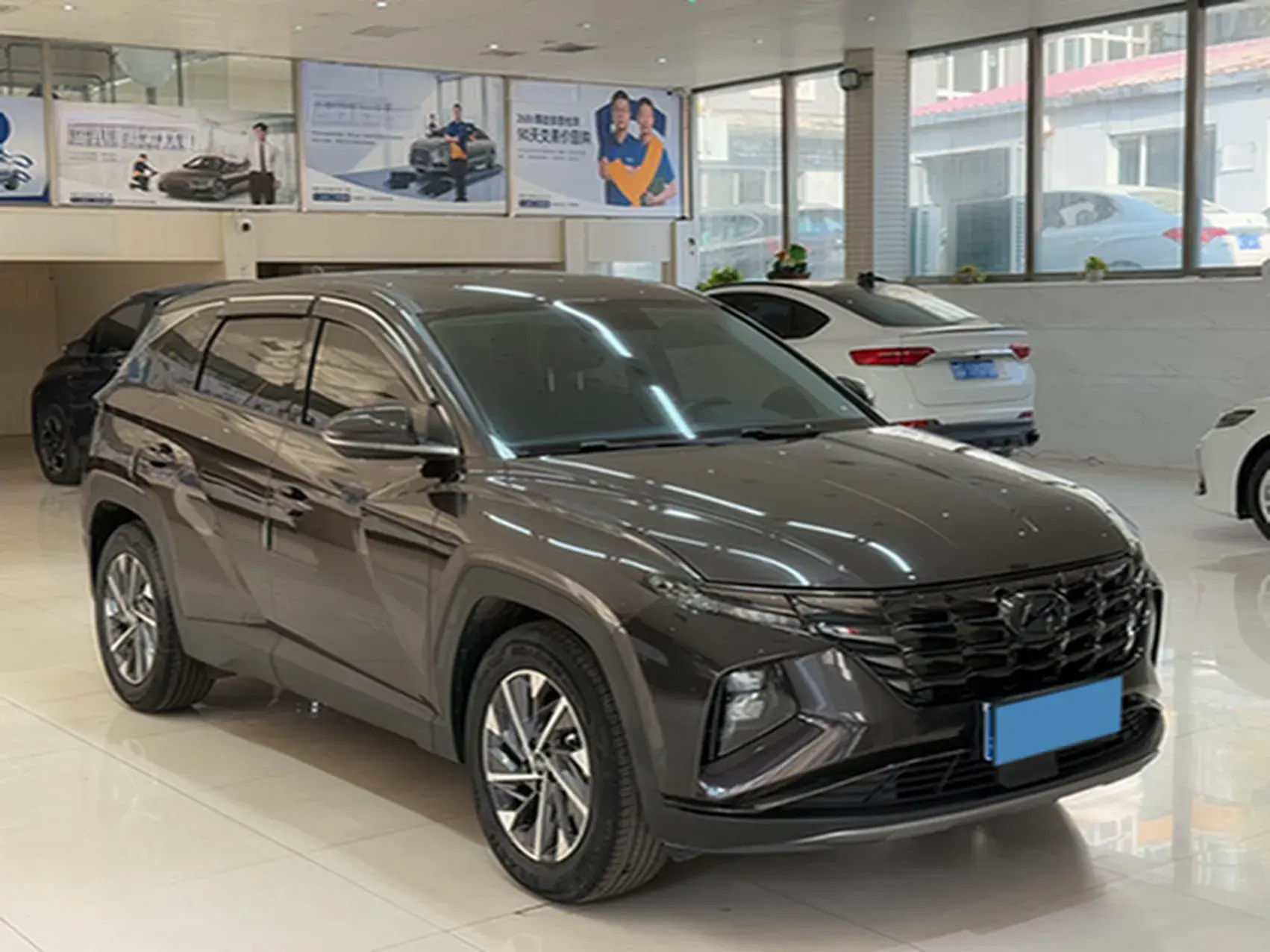 2021 HYUNDAI TUCSON thumbnail 3