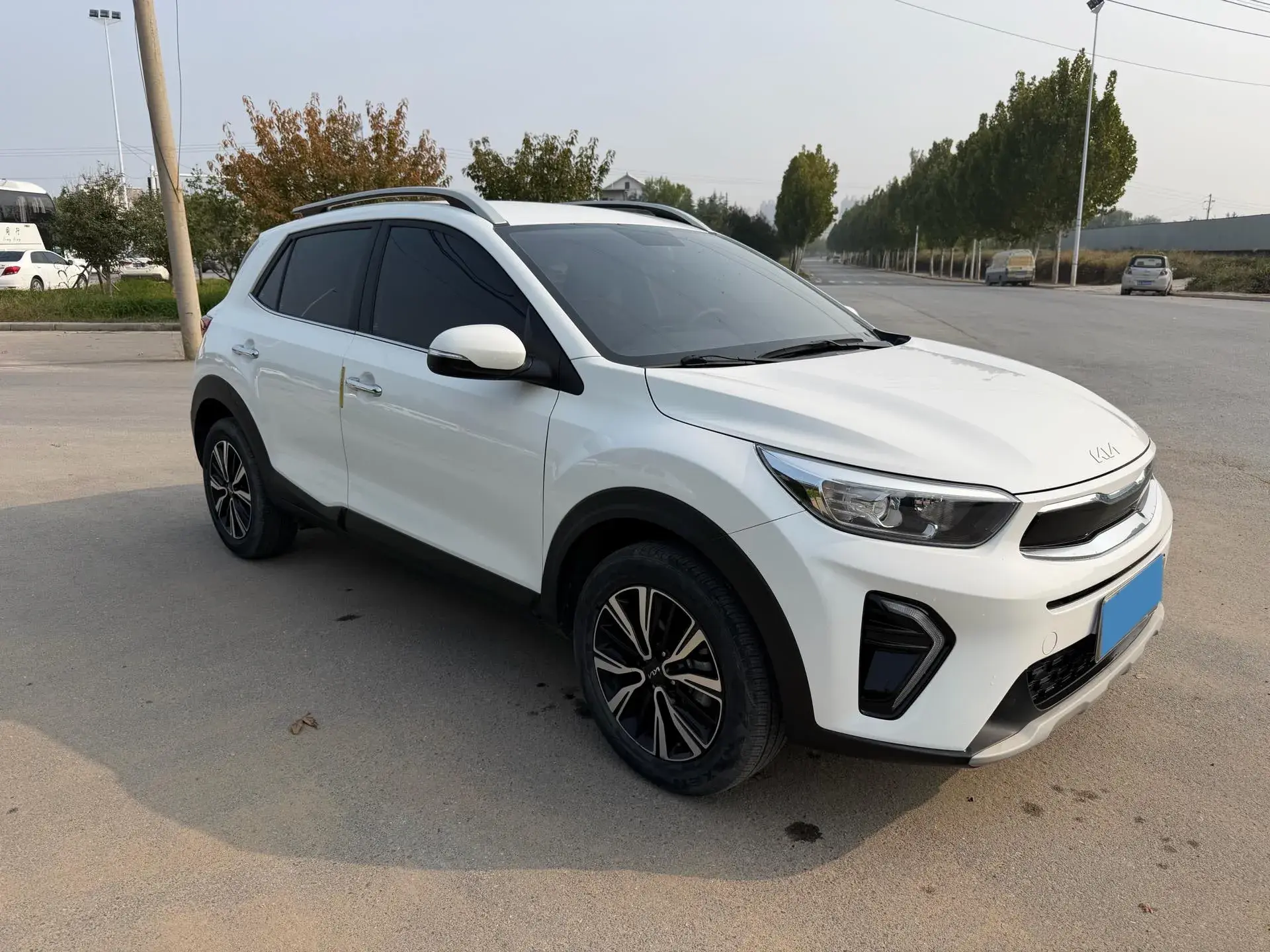 2021 KIA KX1 thumbnail 3