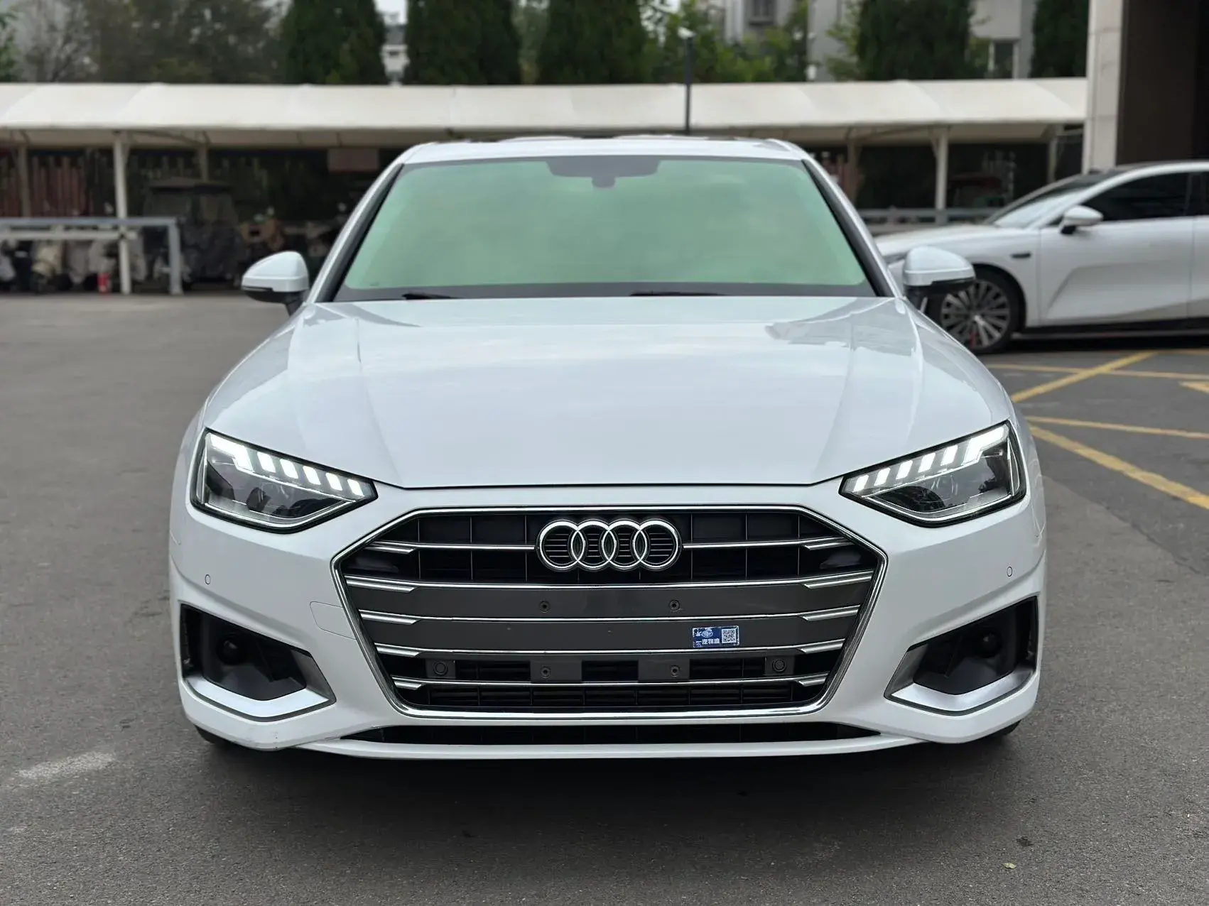 2020 AUDI A4L thumbnail 2