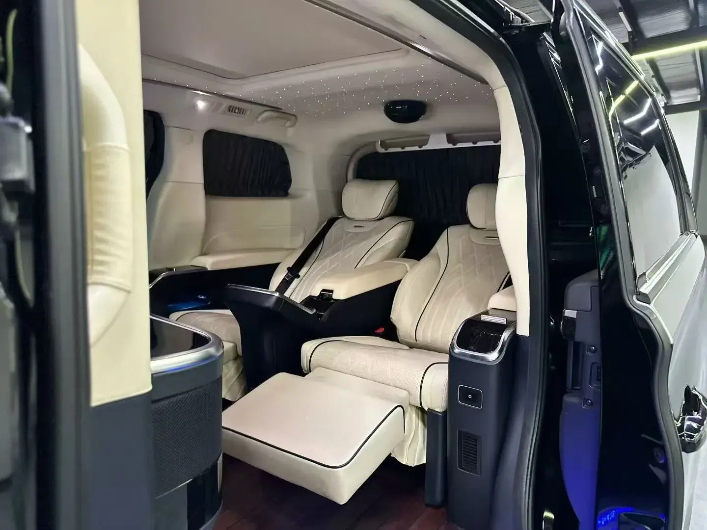 2021 GAC TRUMPCHI thumbnail 3