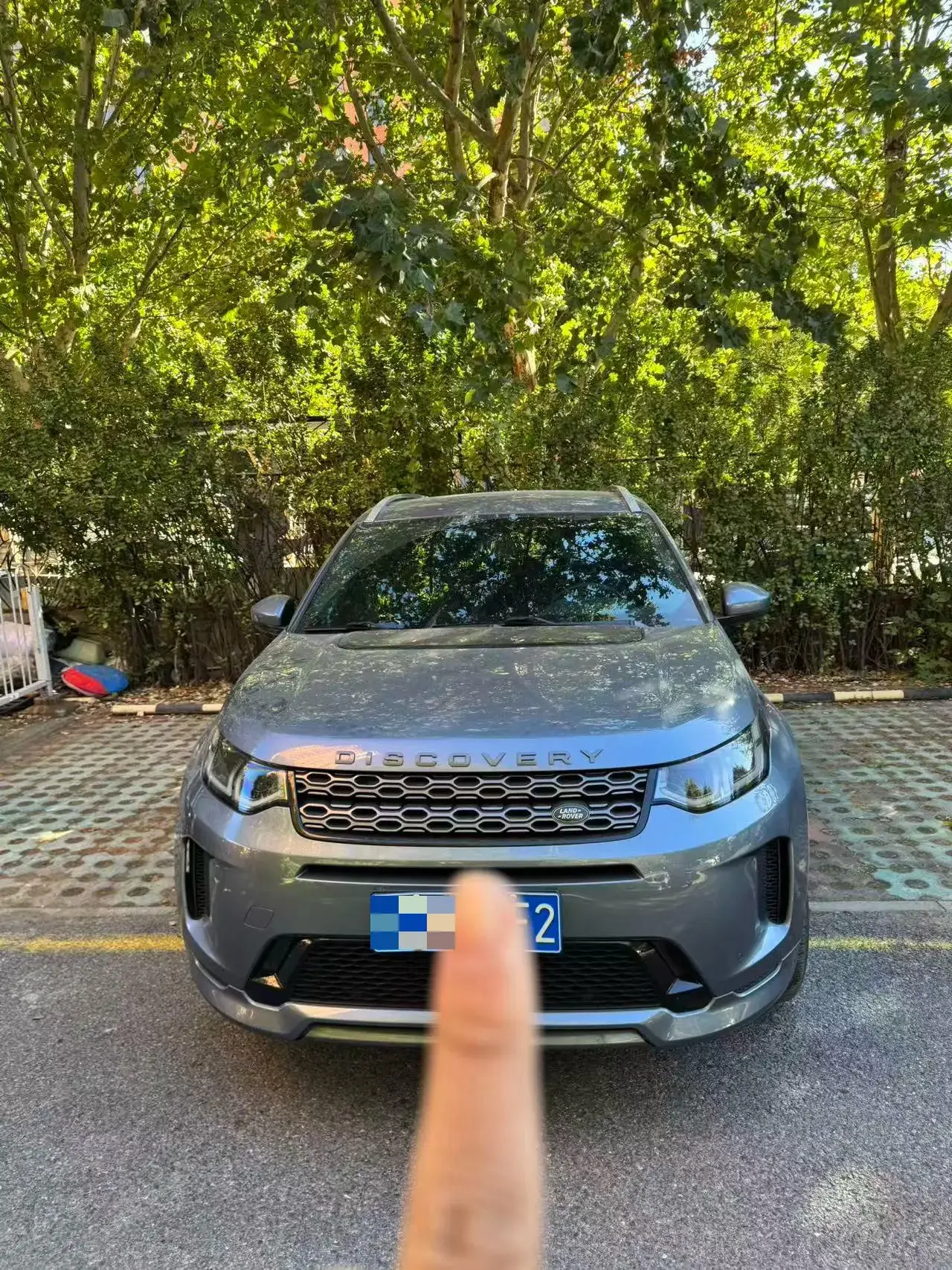 2020 LAND ROVER thumbnail 3