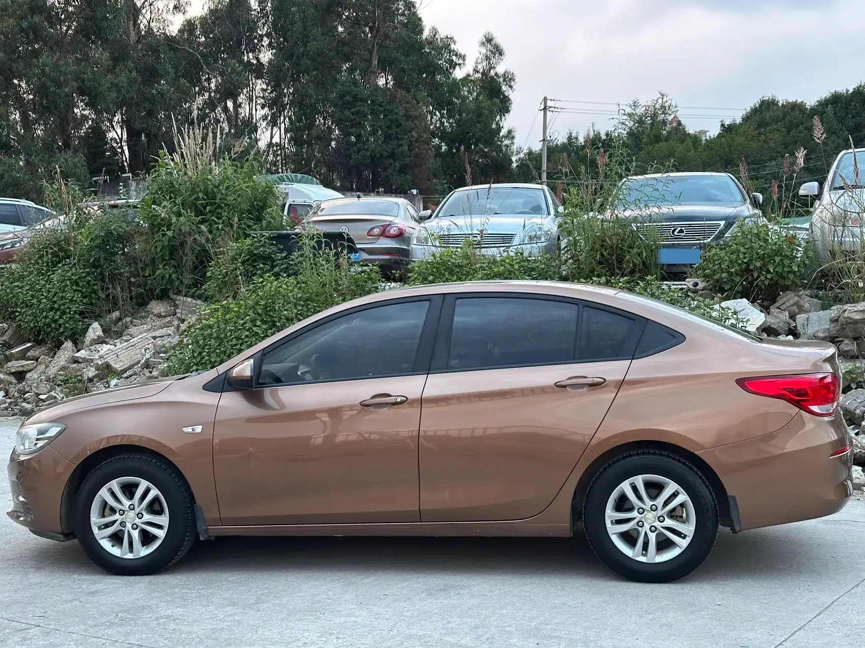 2019 CHEVROLET CAVALIER thumbnail 3