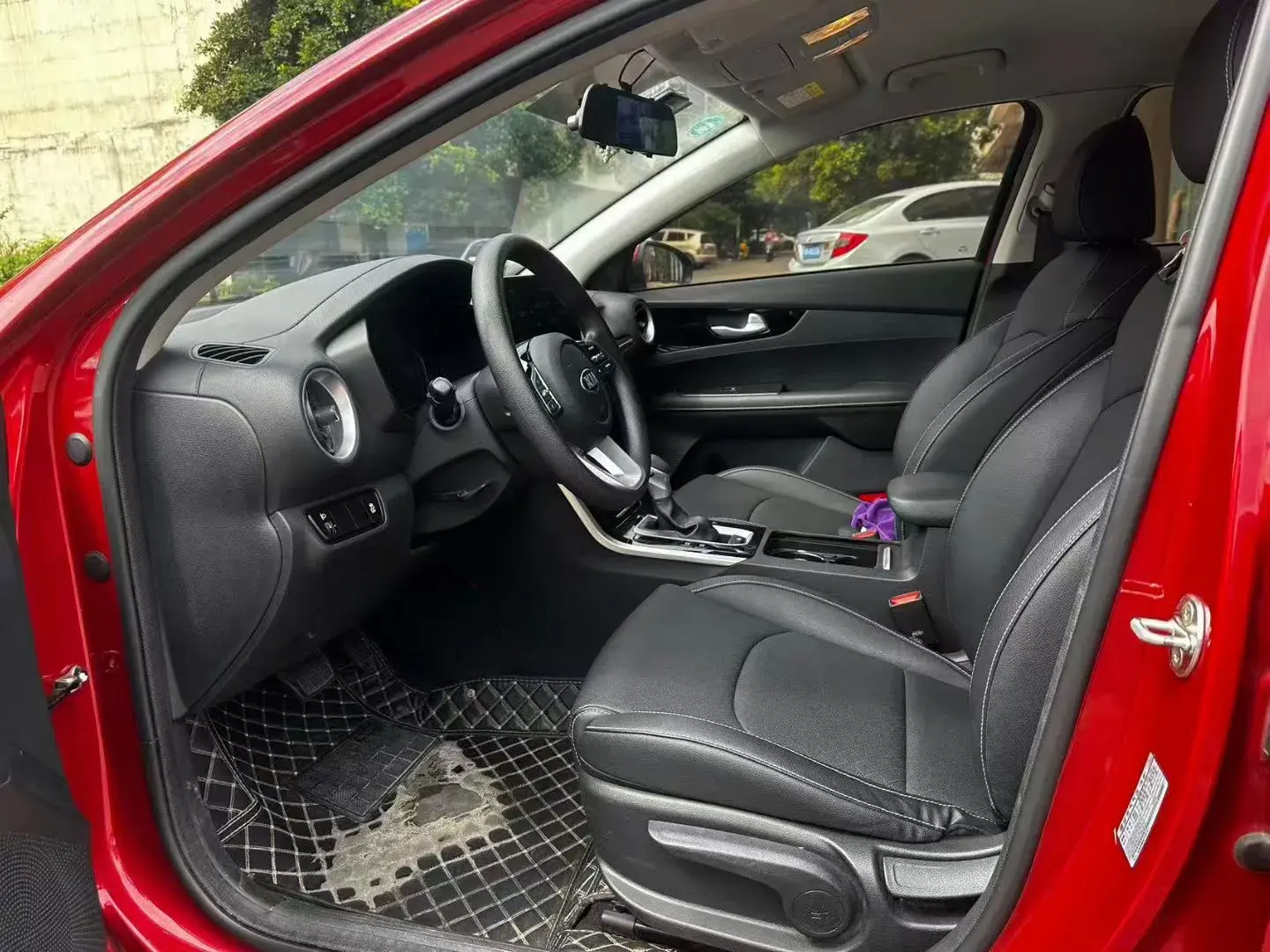 2019 KIA K3 thumbnail 4