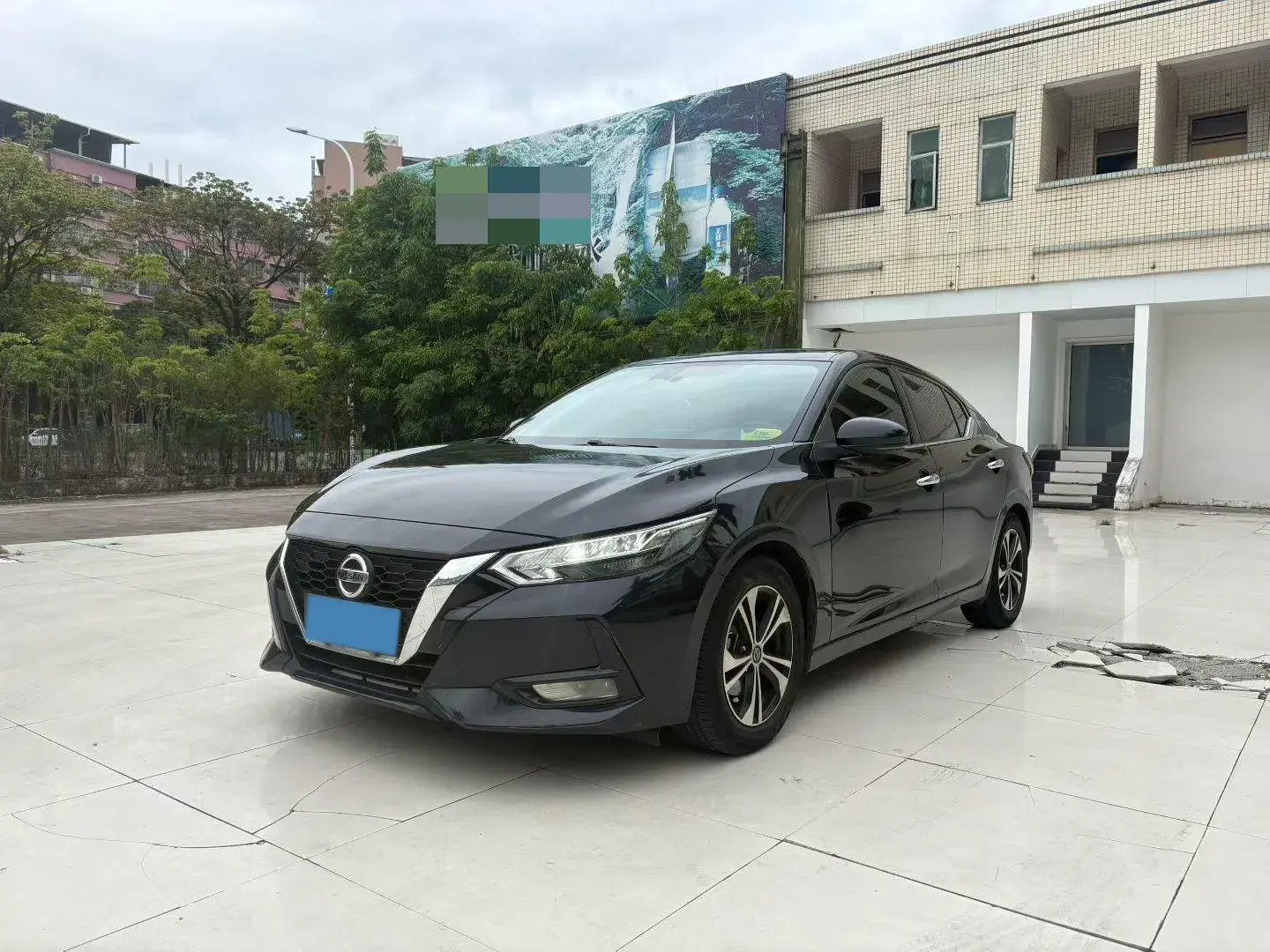 2021 NISSAN SYLPHY view 1