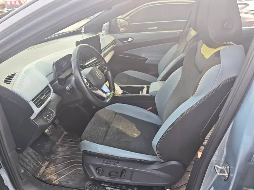 2022 VOLKSWAGEN ID.4 thumbnail 4