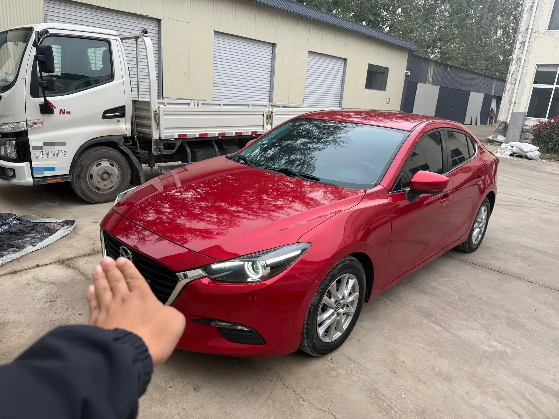 2019 MAZDA 3 view 1