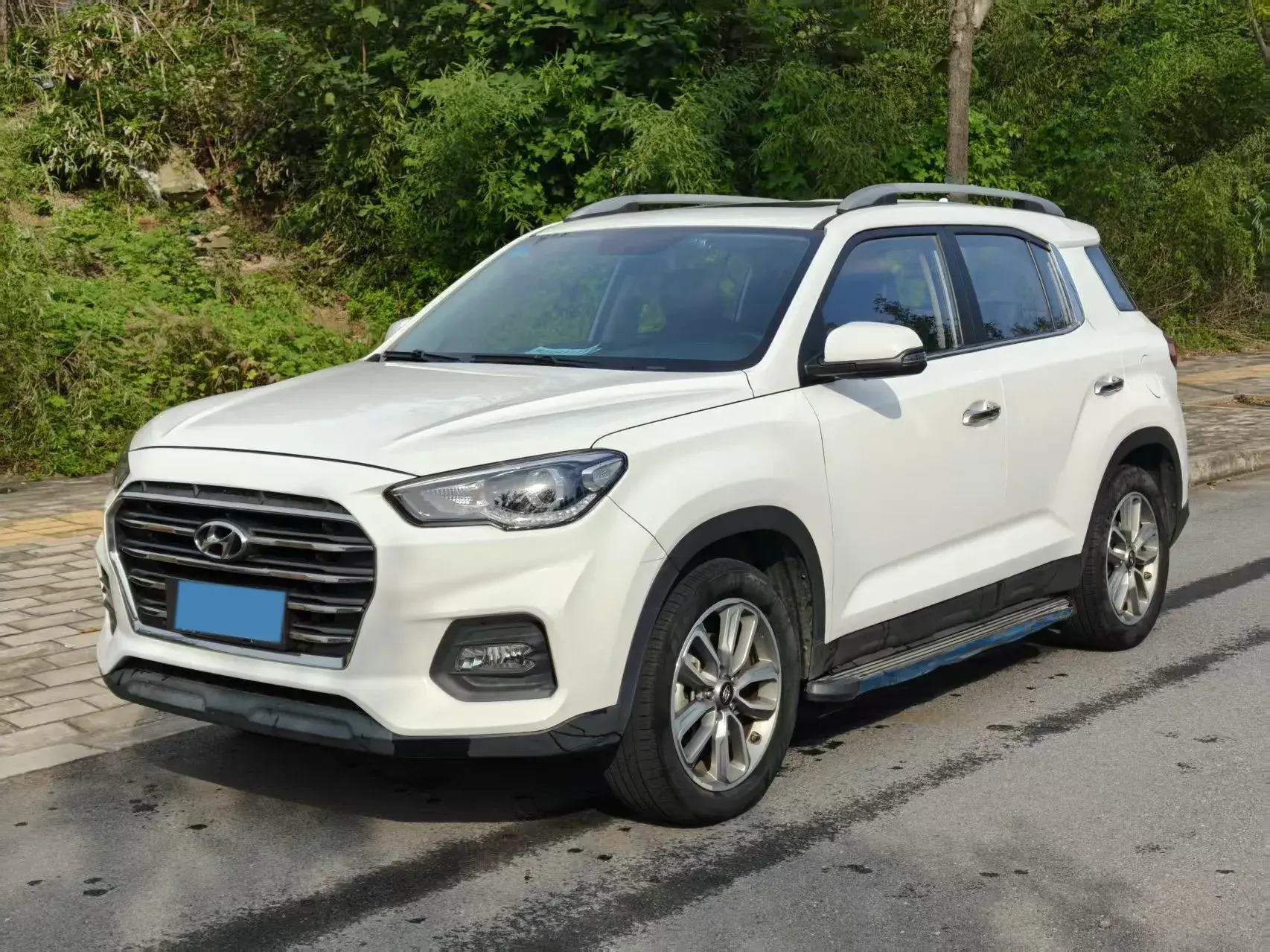 2019 HYUNDAI IX35 view 1