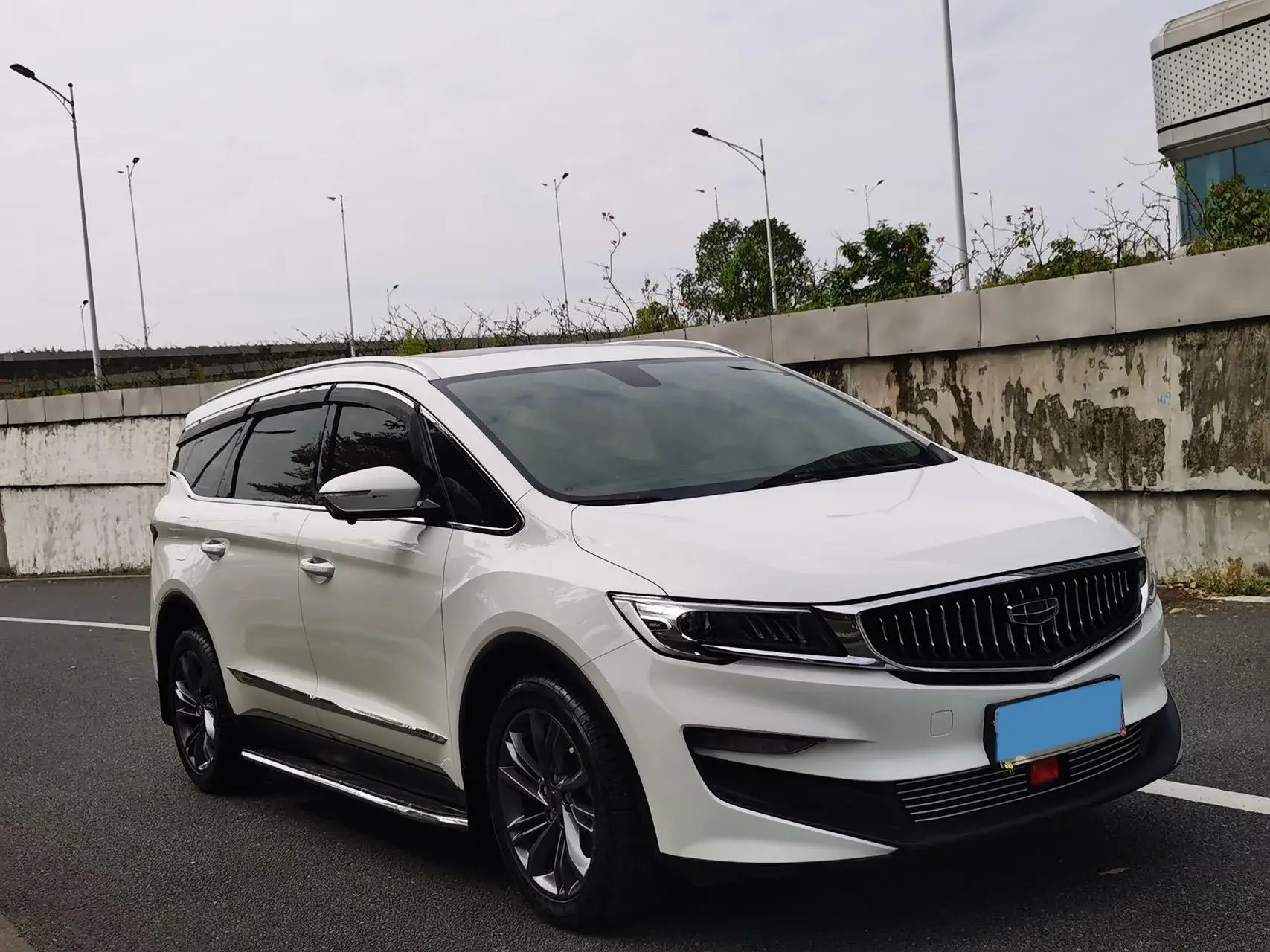 2021 GEELY JIAJI thumbnail 4