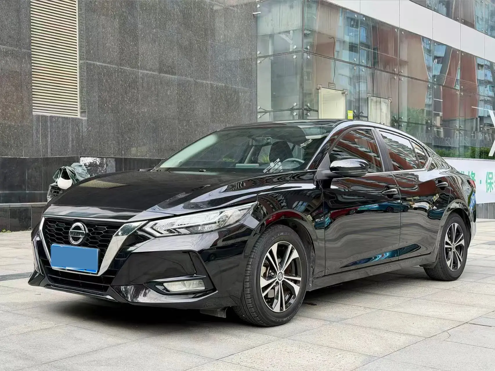 2020 NISSAN SYLPHY view 1