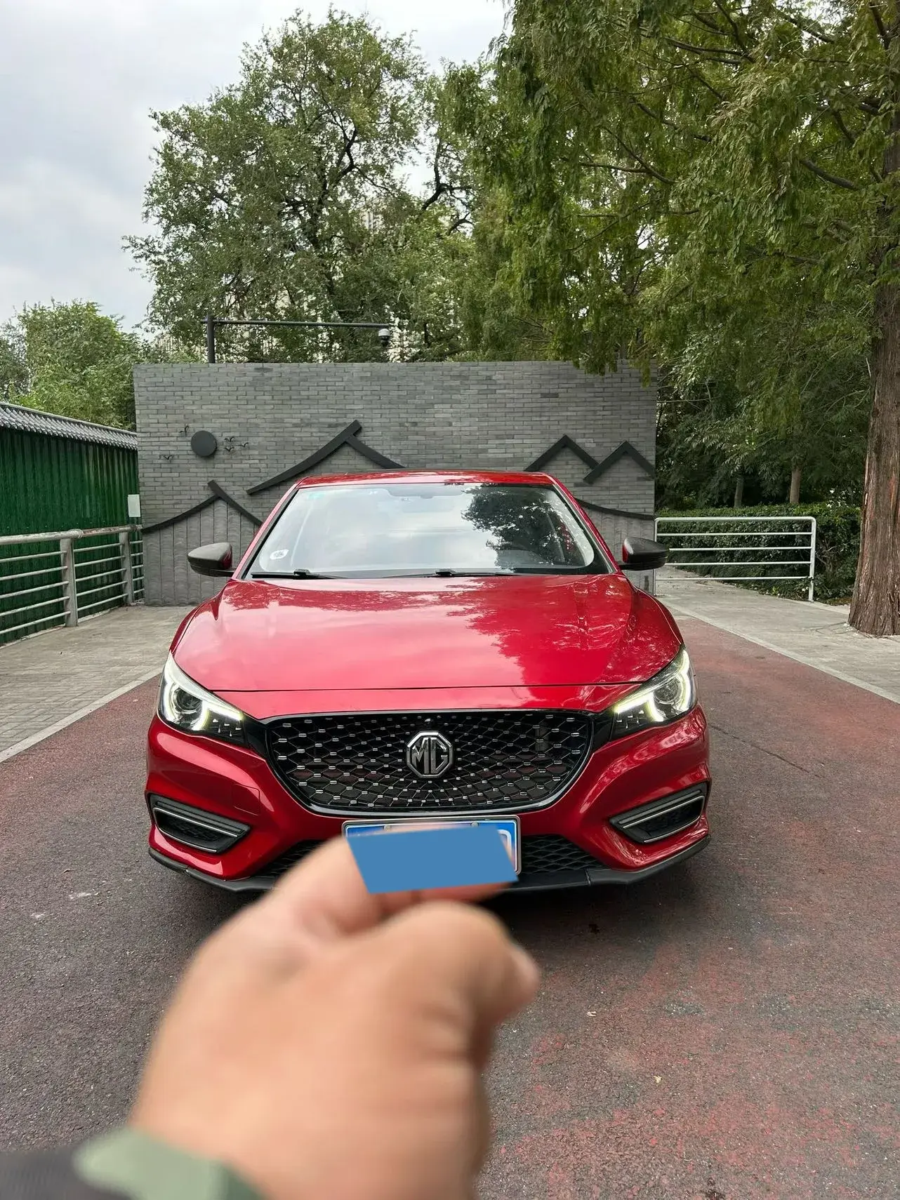 2017 MG MG6 thumbnail 2